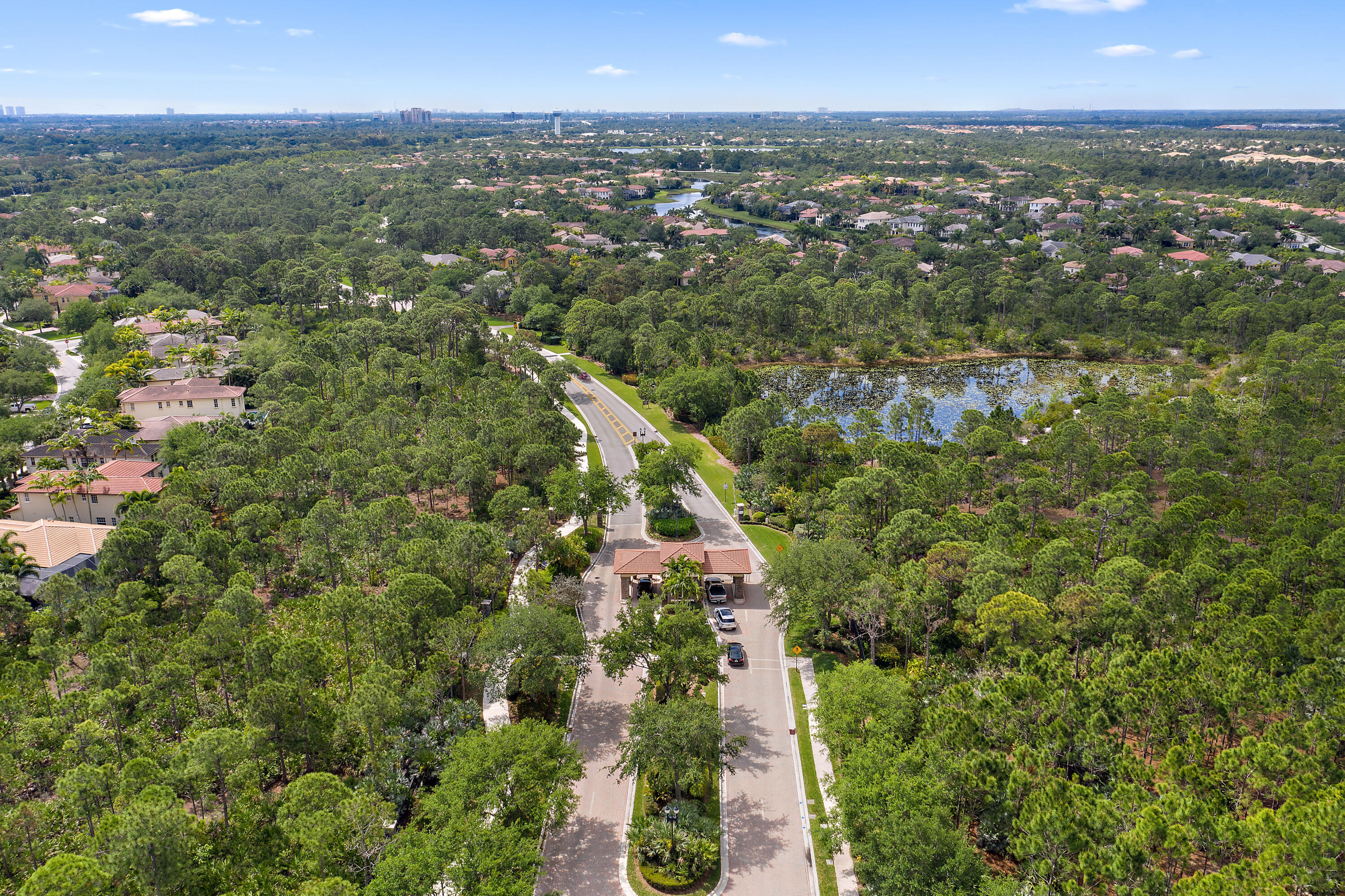 956 Mill Creek Drive Property Photo 38