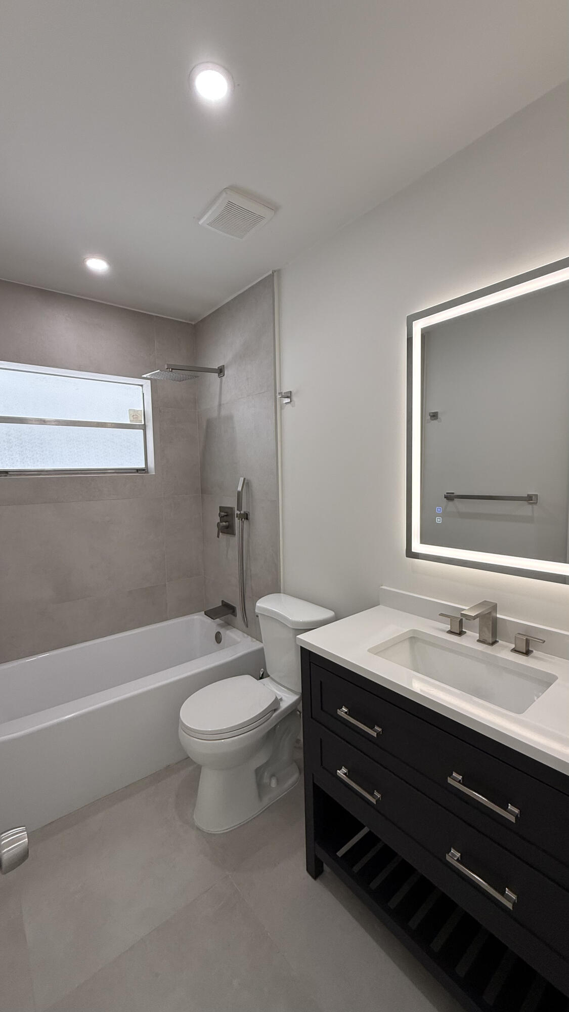 6505 Winfield Boulevard Property Photo 17