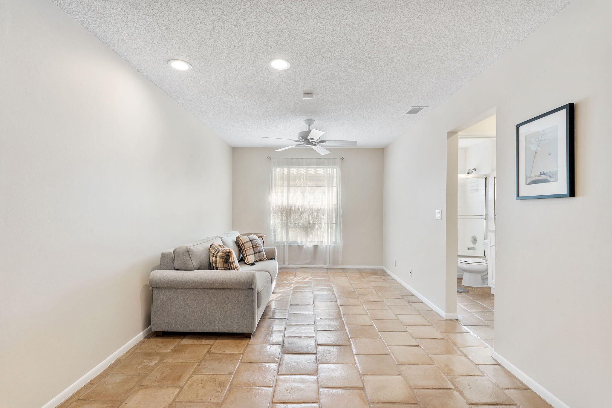 5861 Sunswept Lane B Property Photo 9