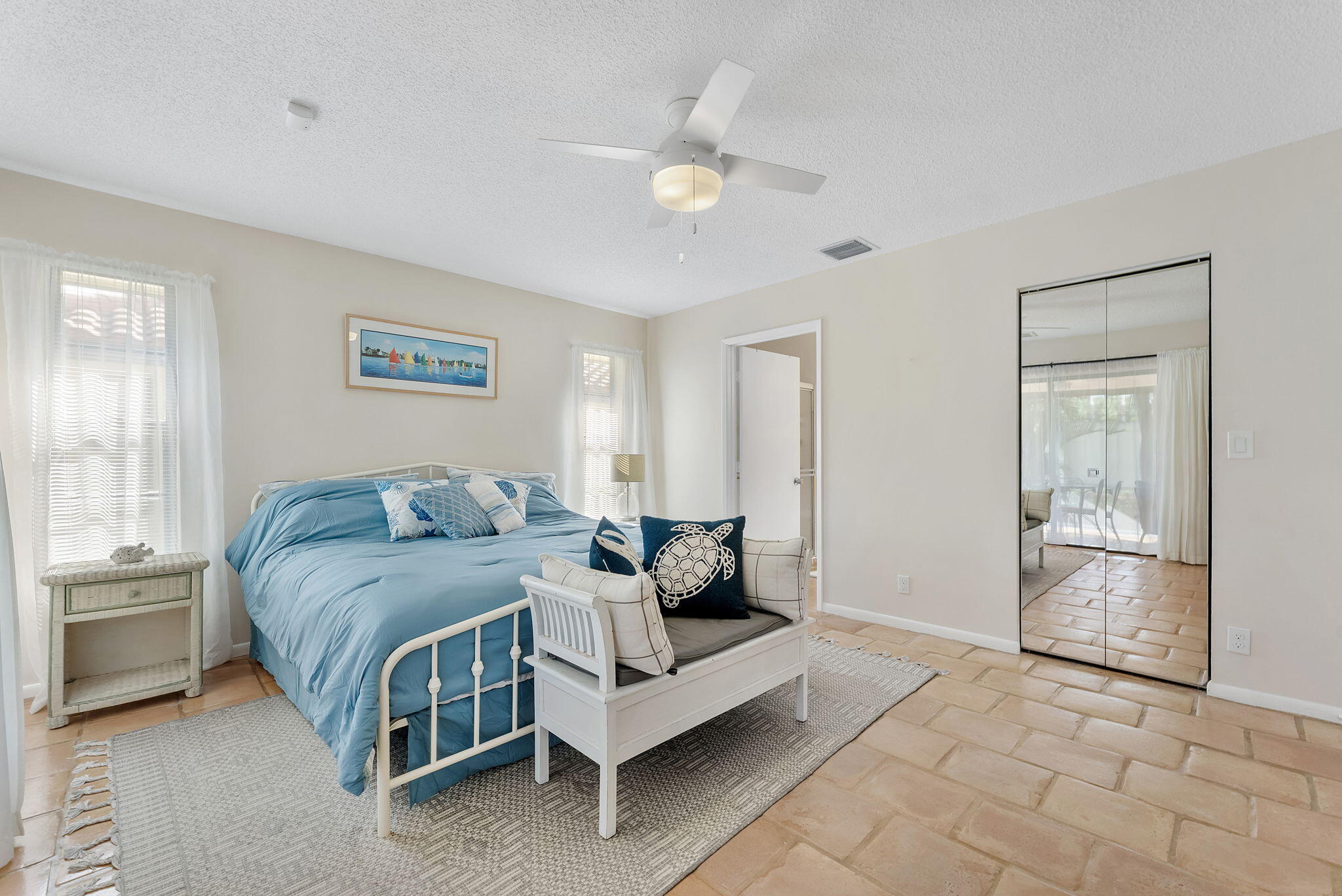 5861 Sunswept Lane B Property Photo 15