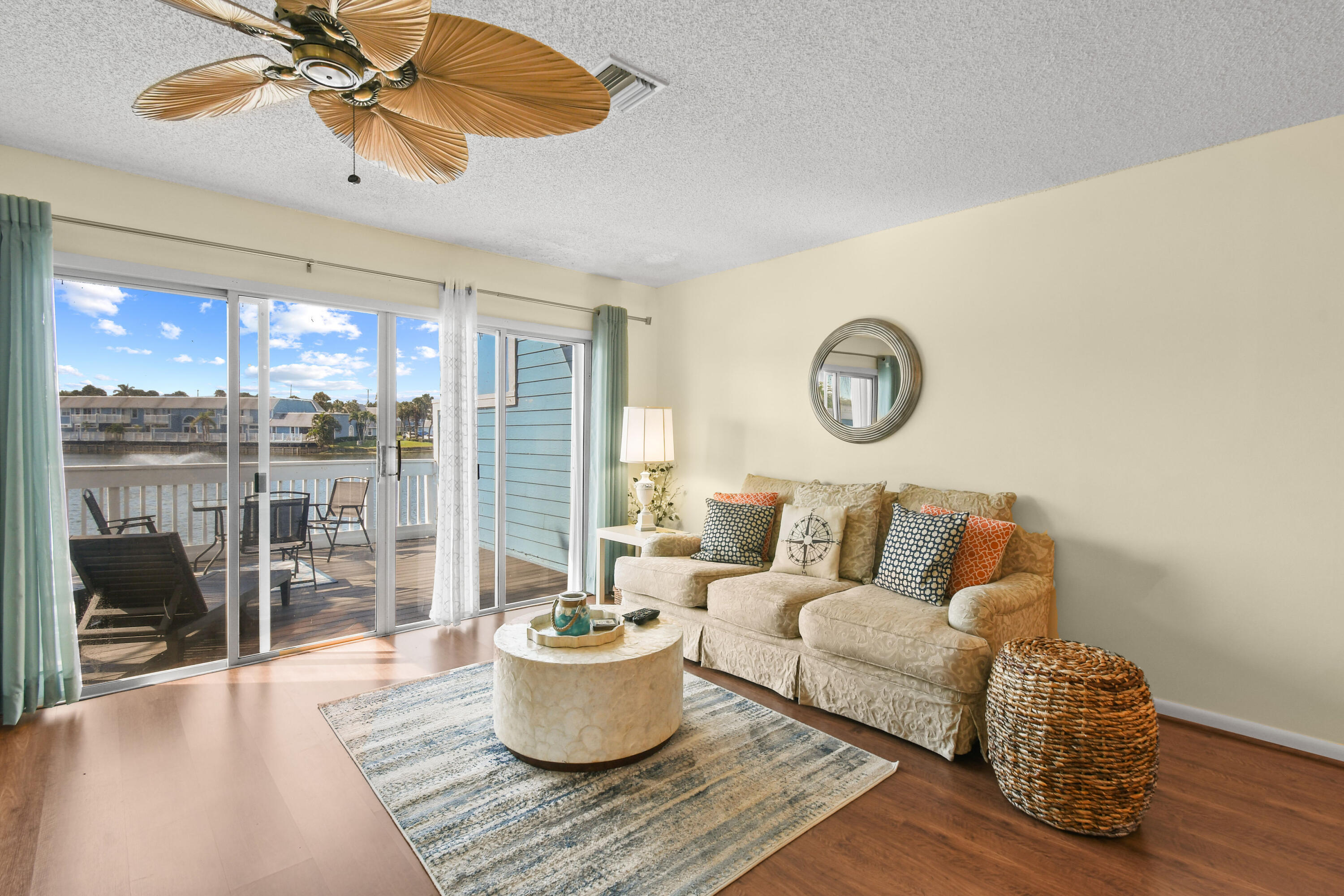 1216 Ocean Dunes Circle Property Photo 14