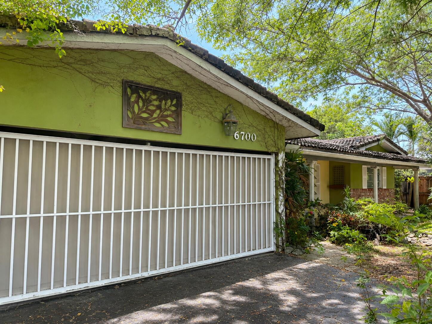 6700 NE 20th Way Property Photo 1