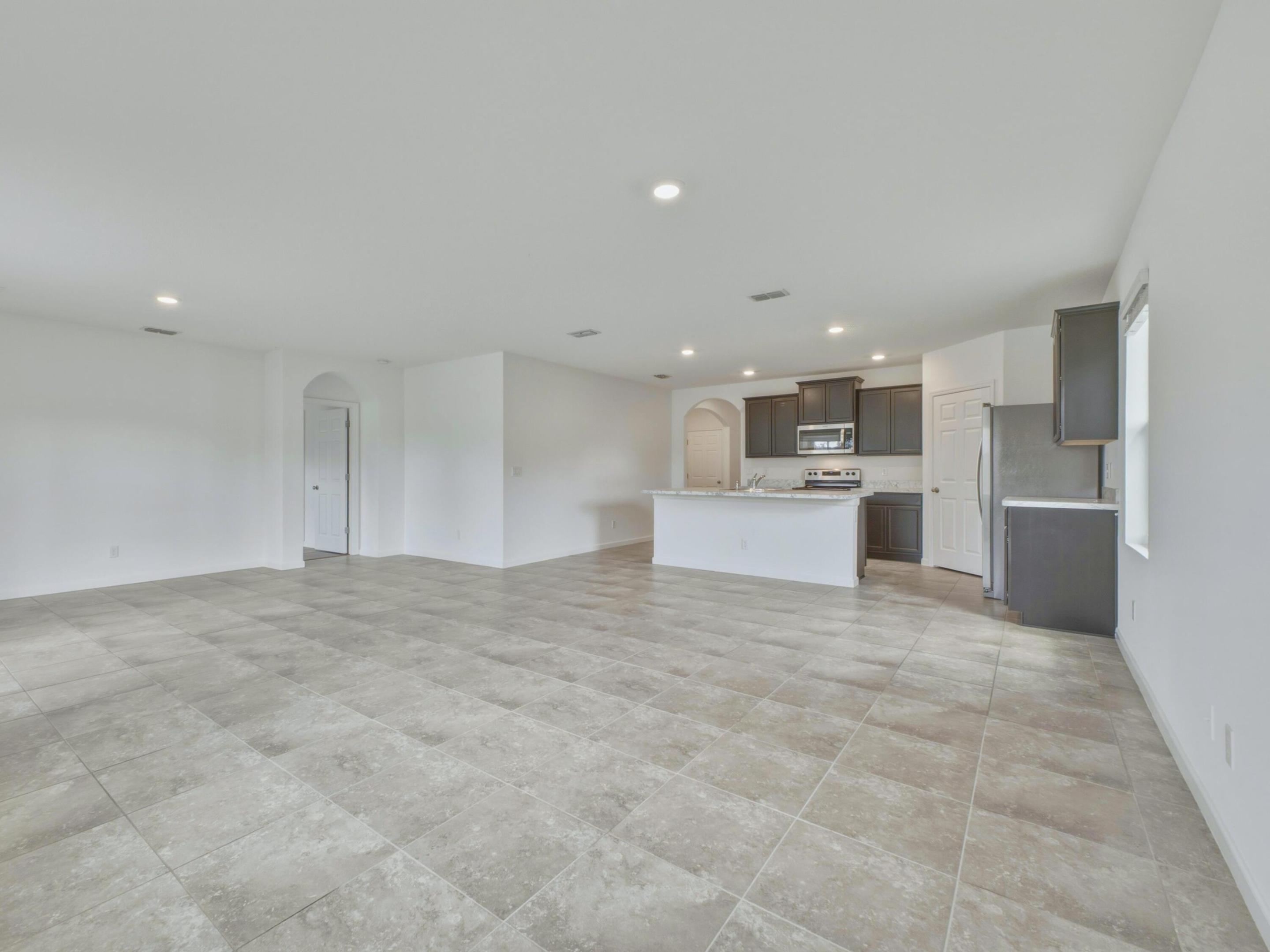 718 Sw Crean Terrace Sw Property Photo 10
