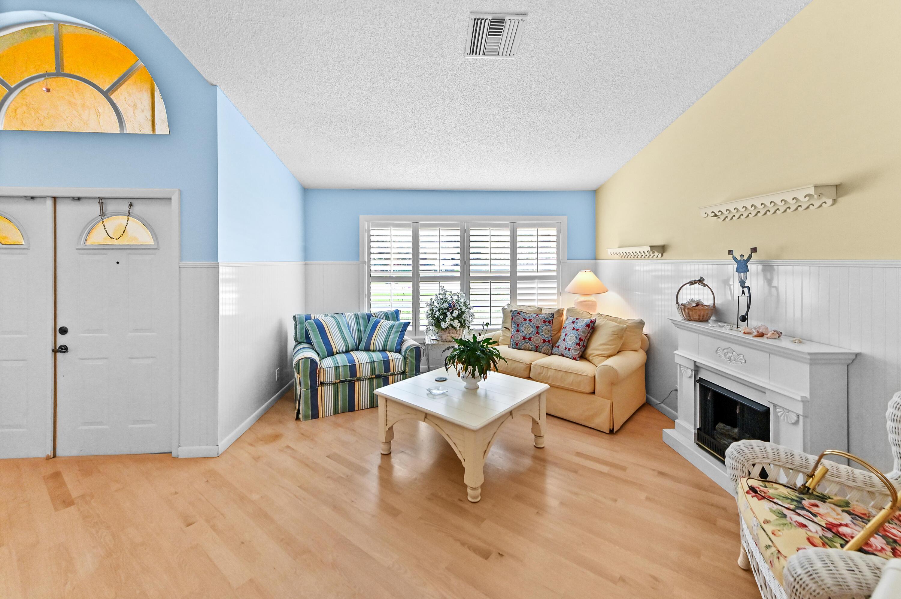 7461 Anadale Circle Property Photo 12