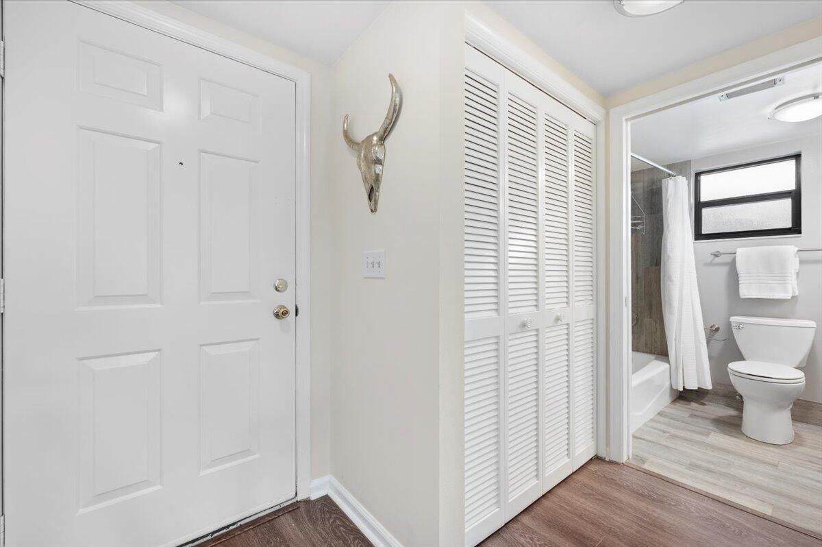 11863 Wimbledon Circle 524 Property Photo 3