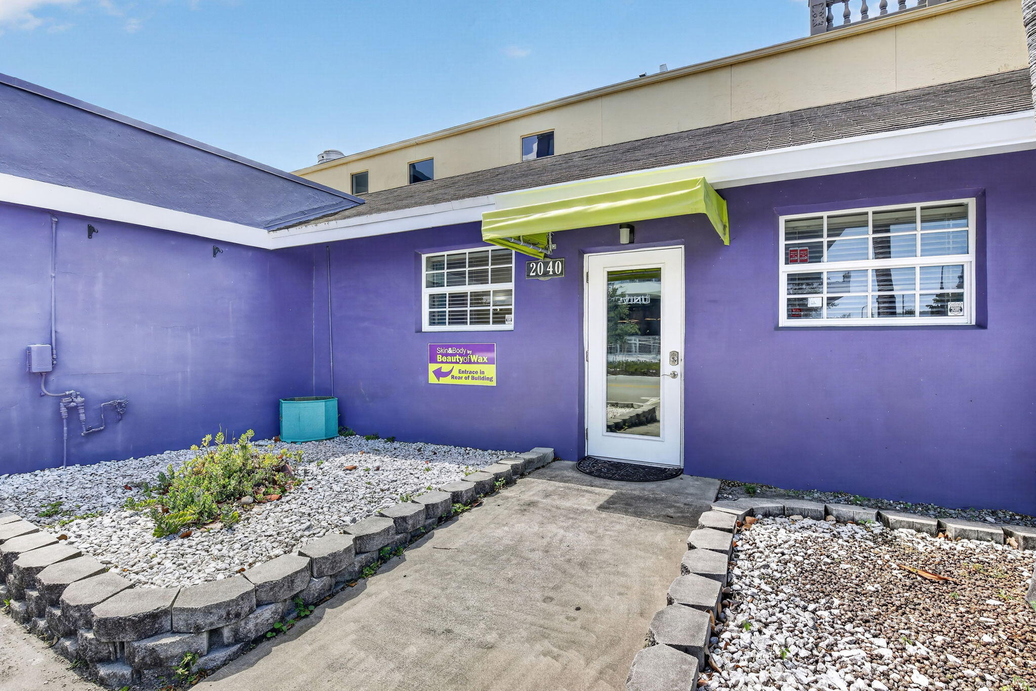 2040 Polk Street Property Photo 6