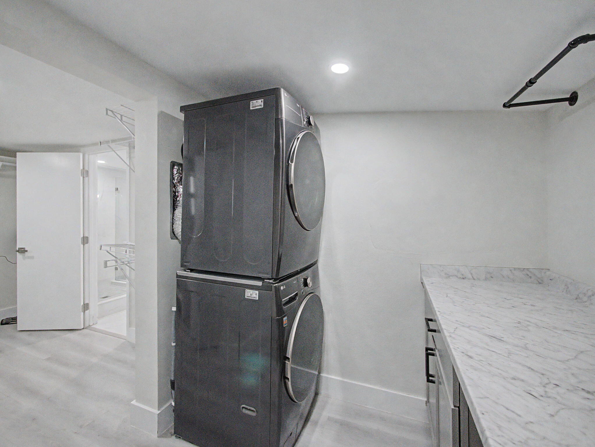 9298 Birmingham Drive Property Photo 21