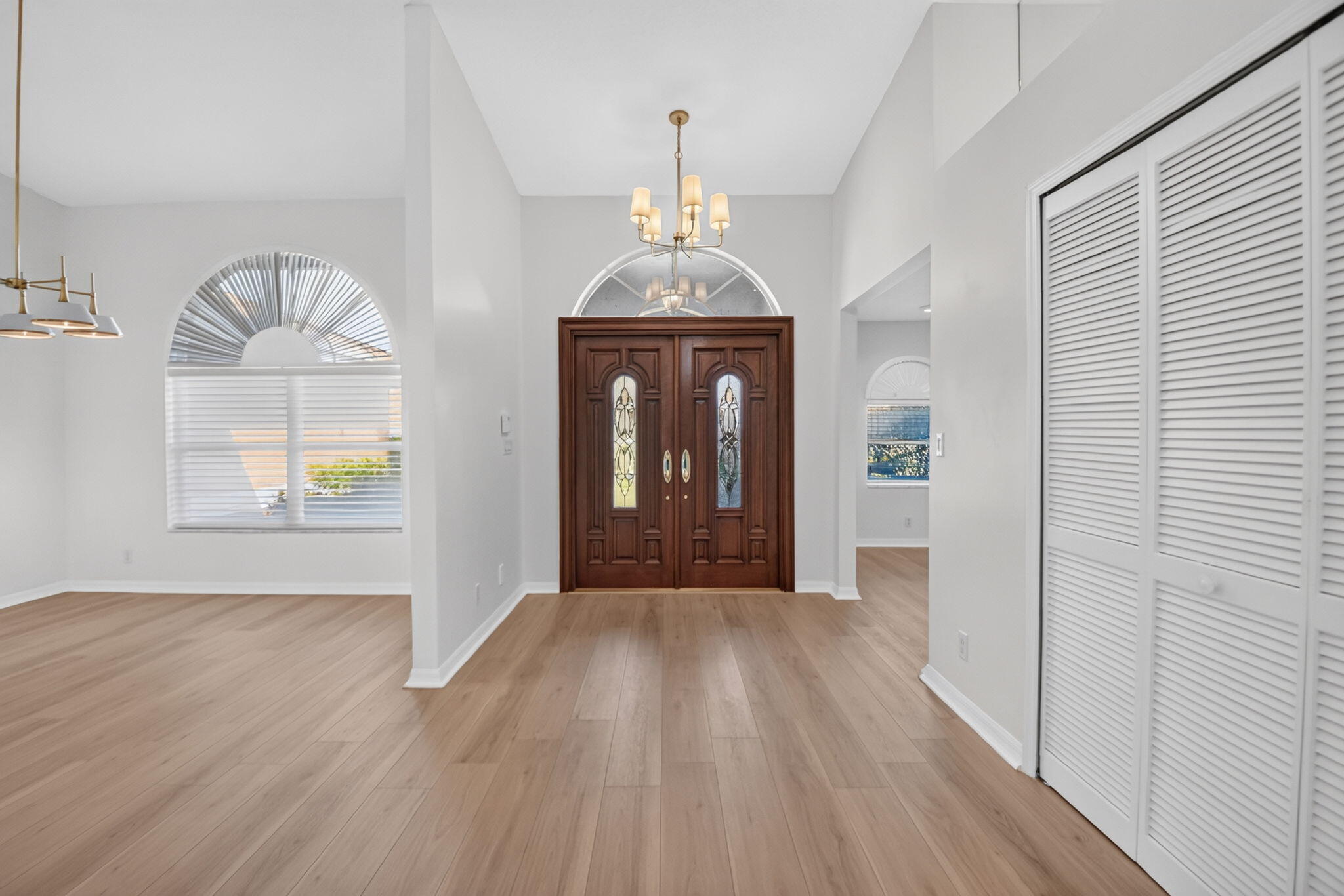 13578 Chatsworth Village Drive Property Photo 5