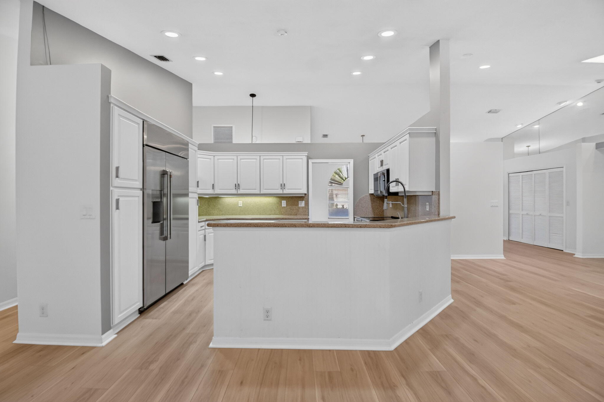 13578 Chatsworth Village Drive Property Photo 19