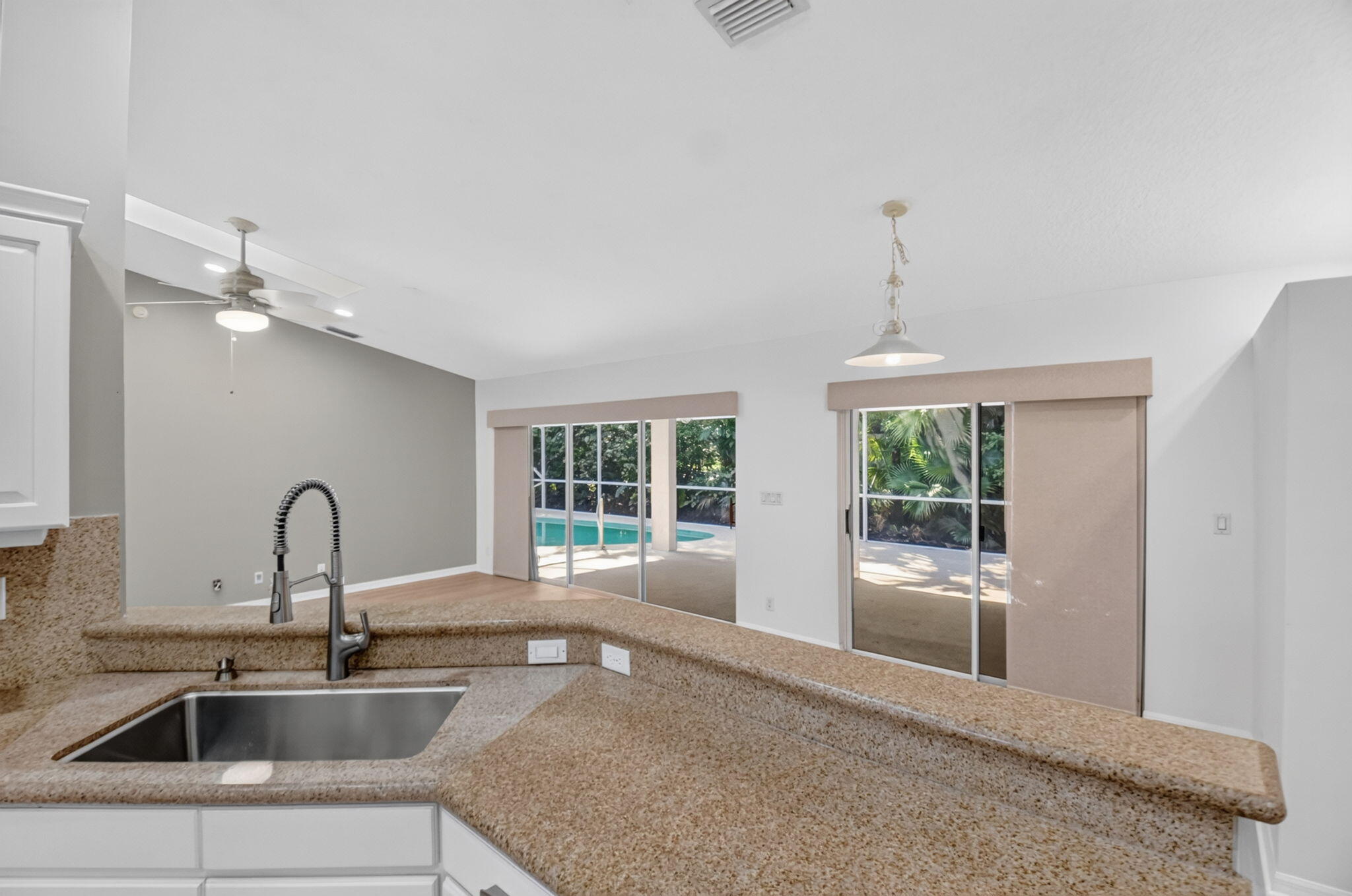 13578 Chatsworth Village Drive Property Photo 25