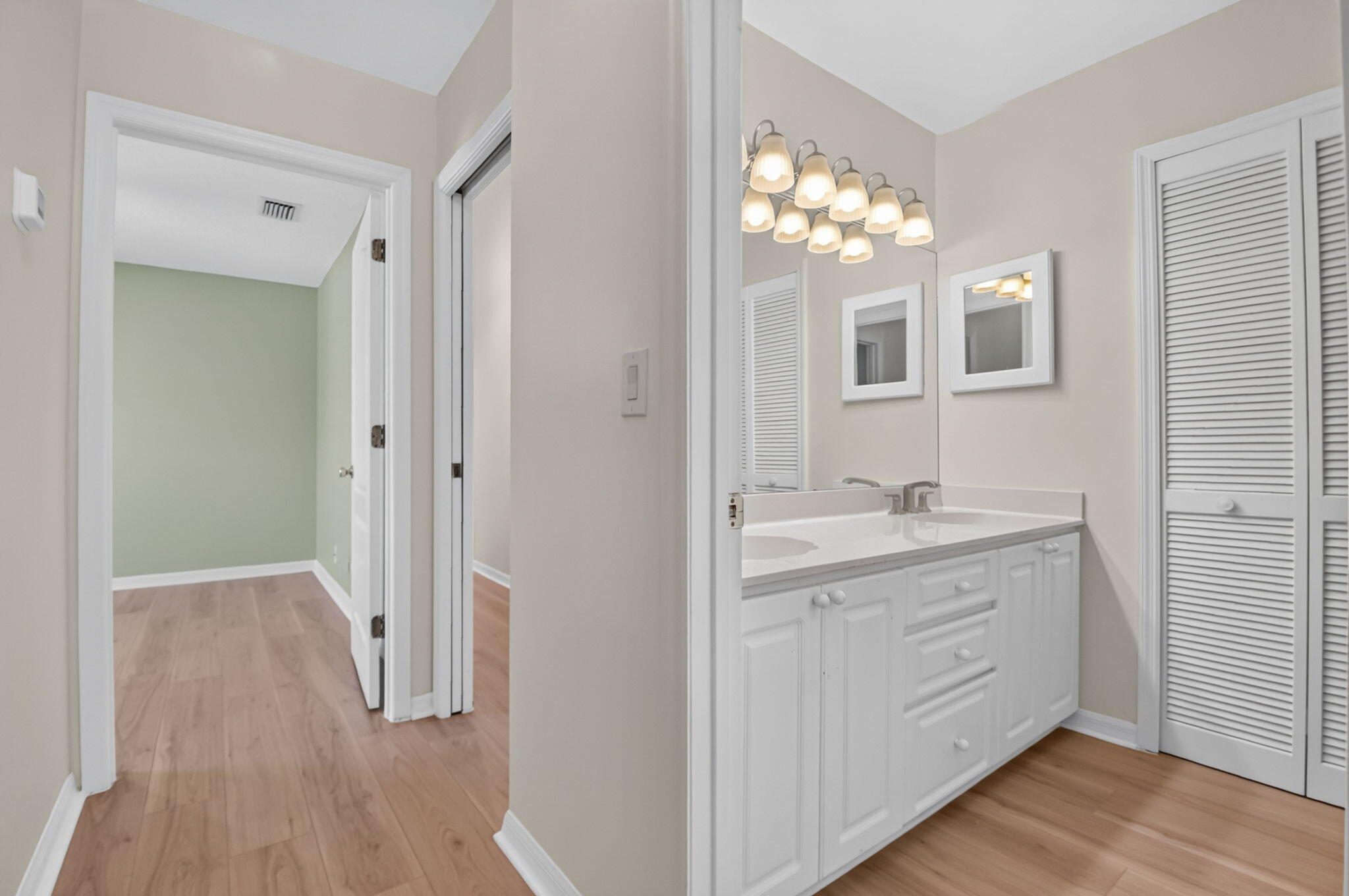 13578 Chatsworth Village Drive Property Photo 48
