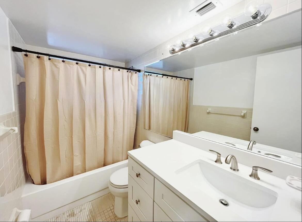 7080 Nova Drive 307b Property Photo 11