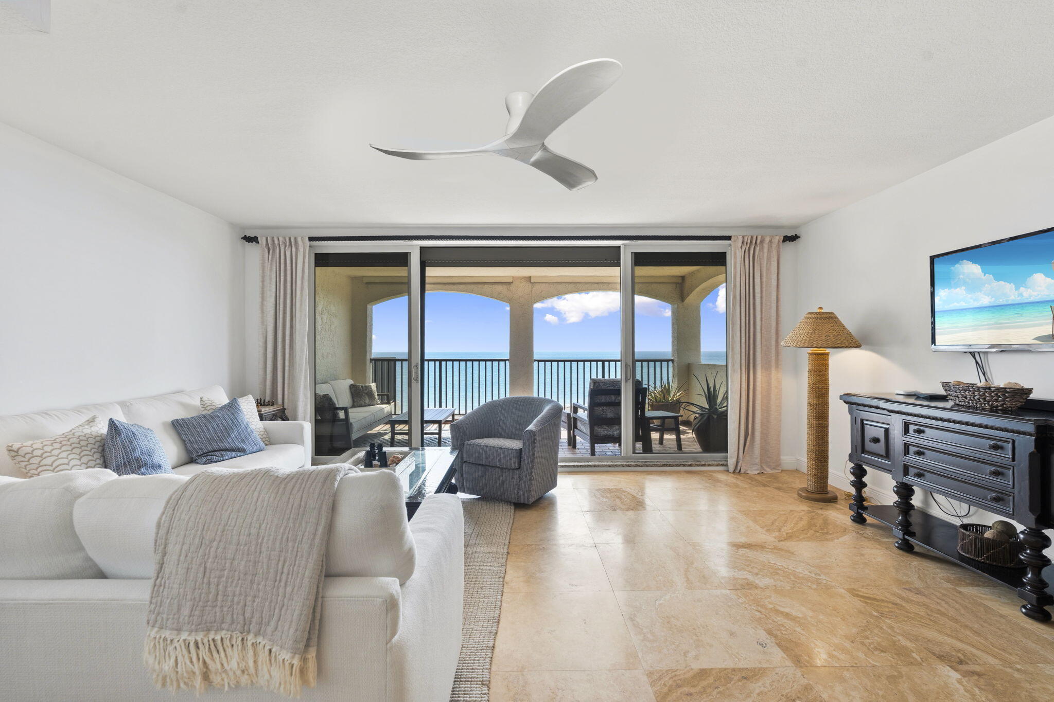 4651 Ne Ocean Boulevard B-29 Property Photo 3