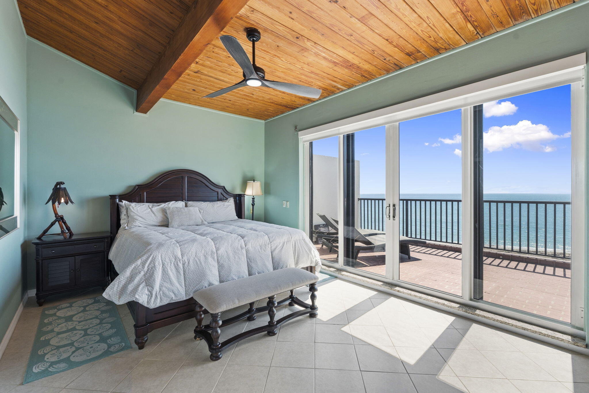 4651 Ne Ocean Boulevard B-29 Property Photo 16