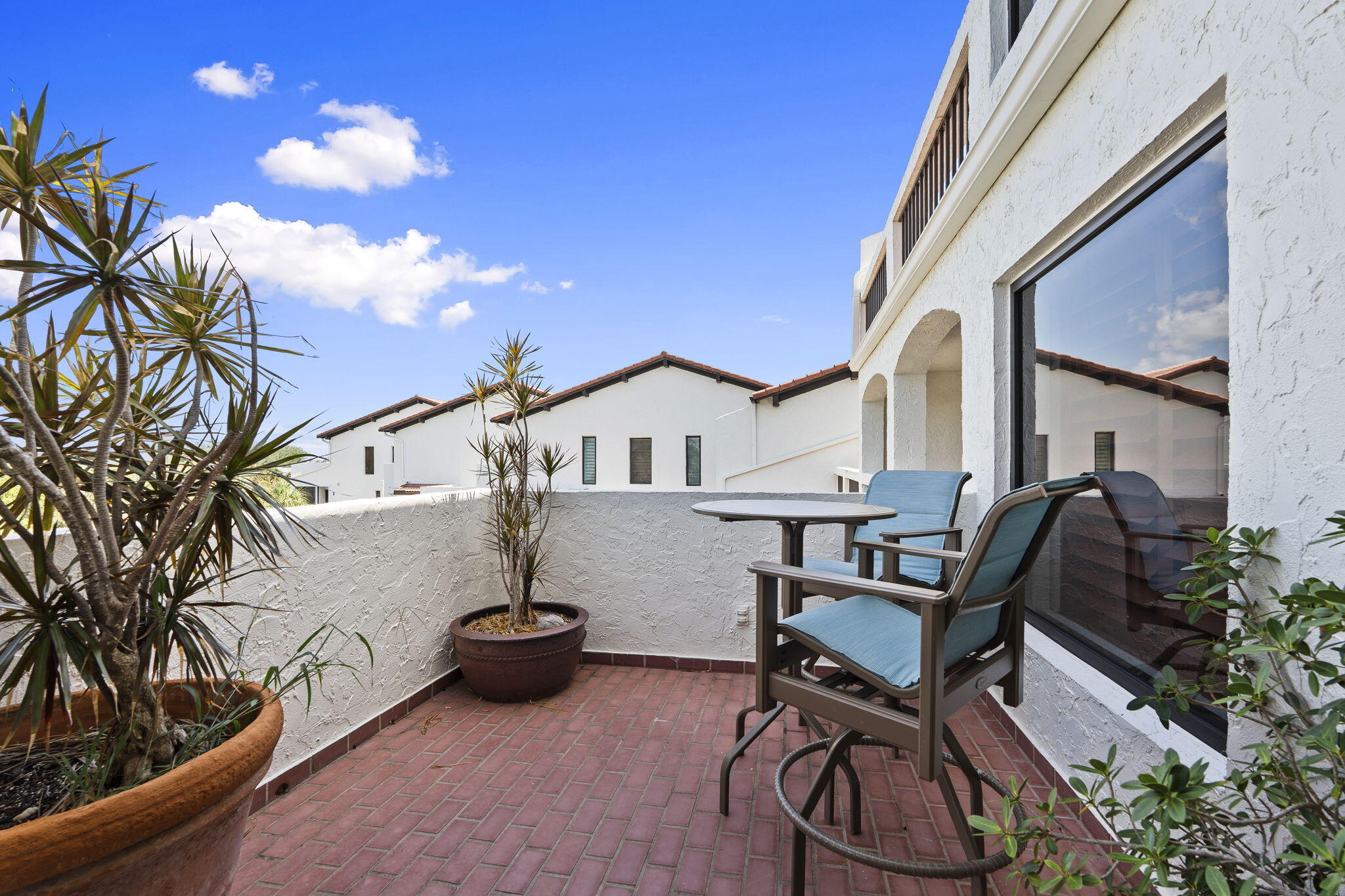4651 Ne Ocean Boulevard B-29 Property Photo 27