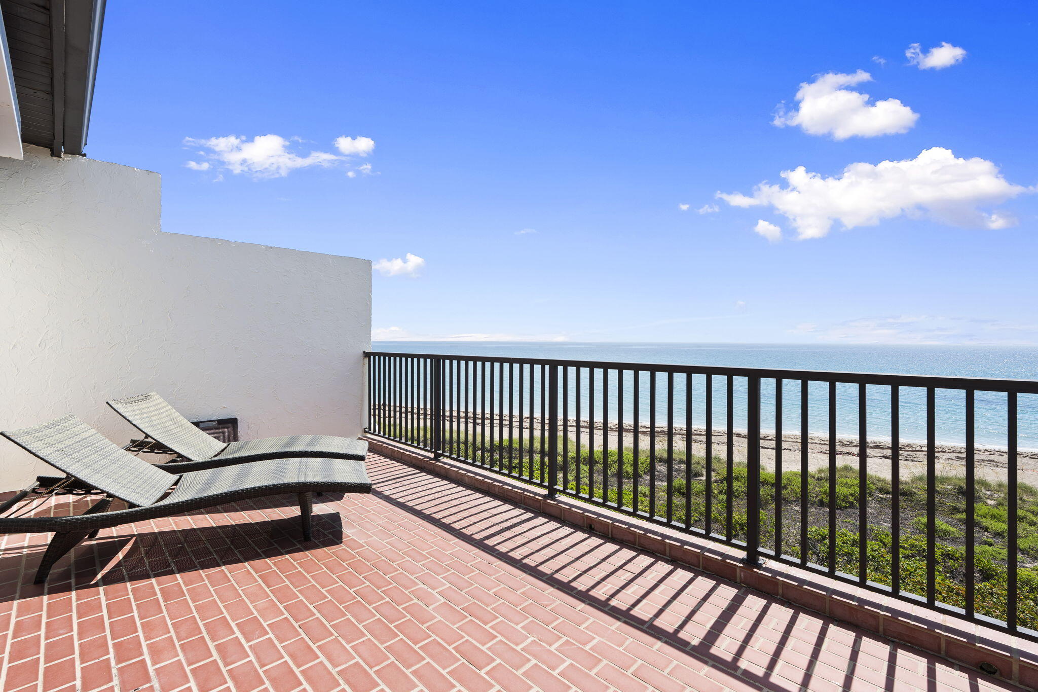 4651 Ne Ocean Boulevard B-29 Property Photo 30