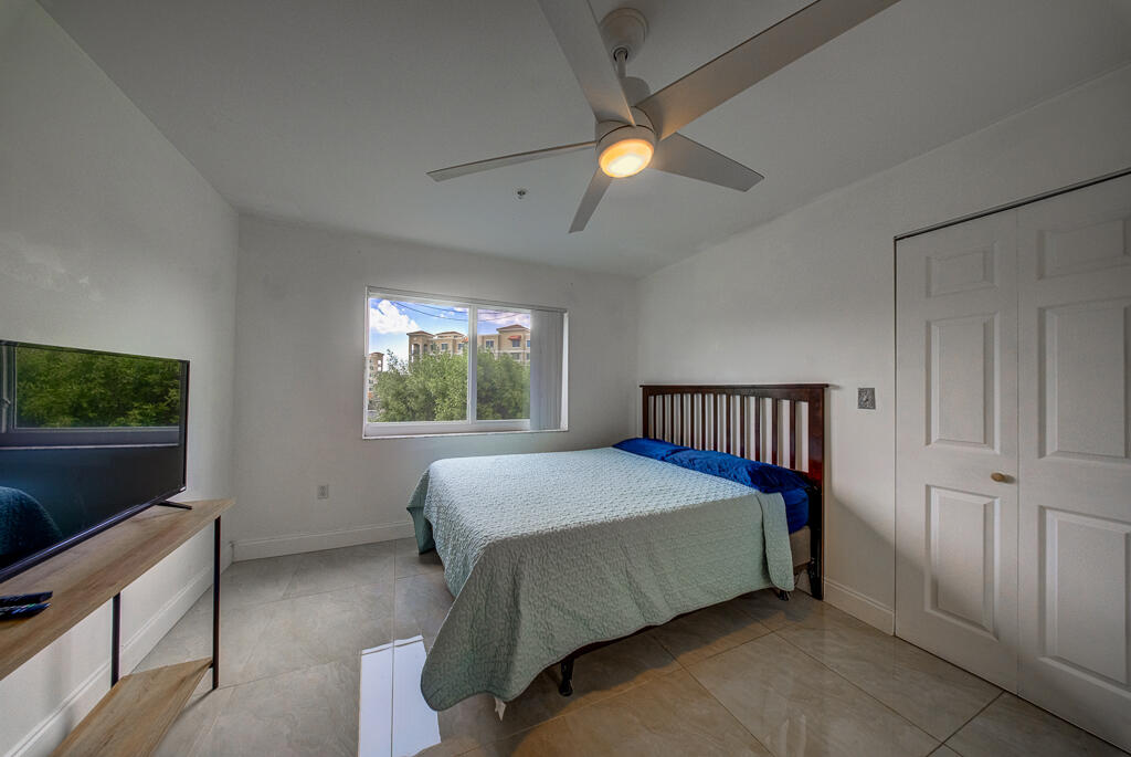 500 Scotia Drive 302 Property Photo 16
