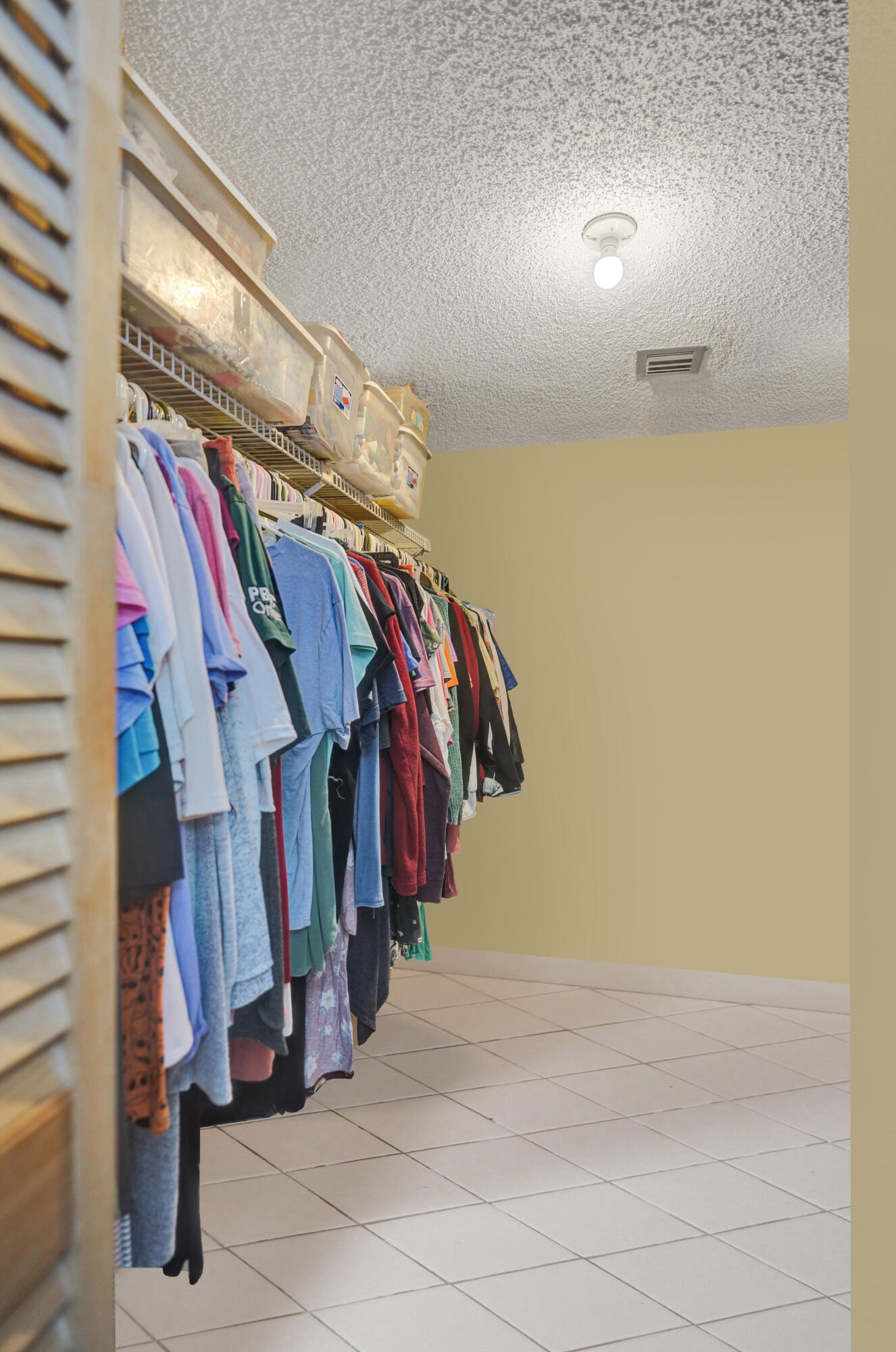 5201 W Club Circle 103 Property Photo 12