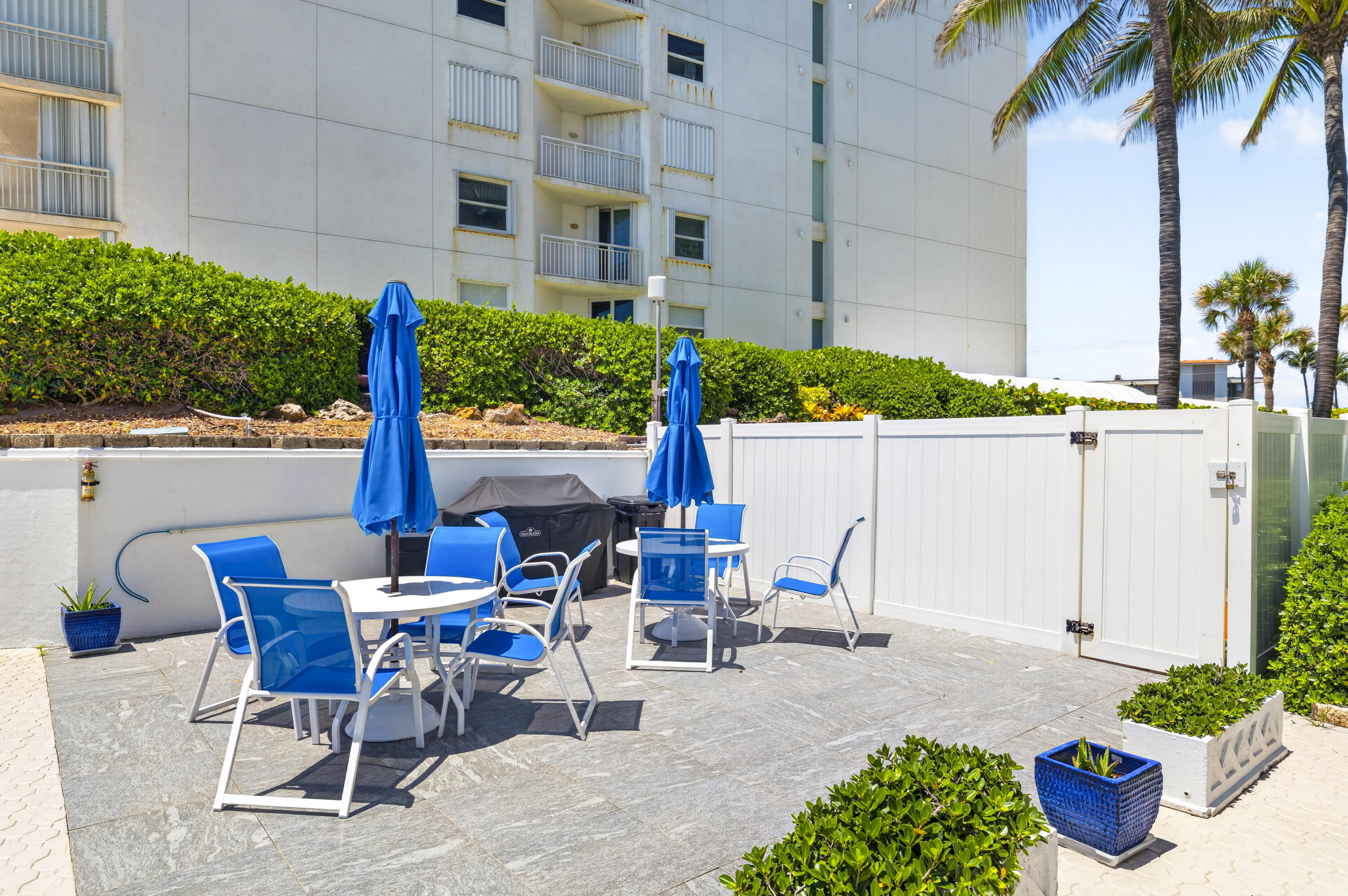 3589 S Ocean Boulevard 26 Property Photo 41