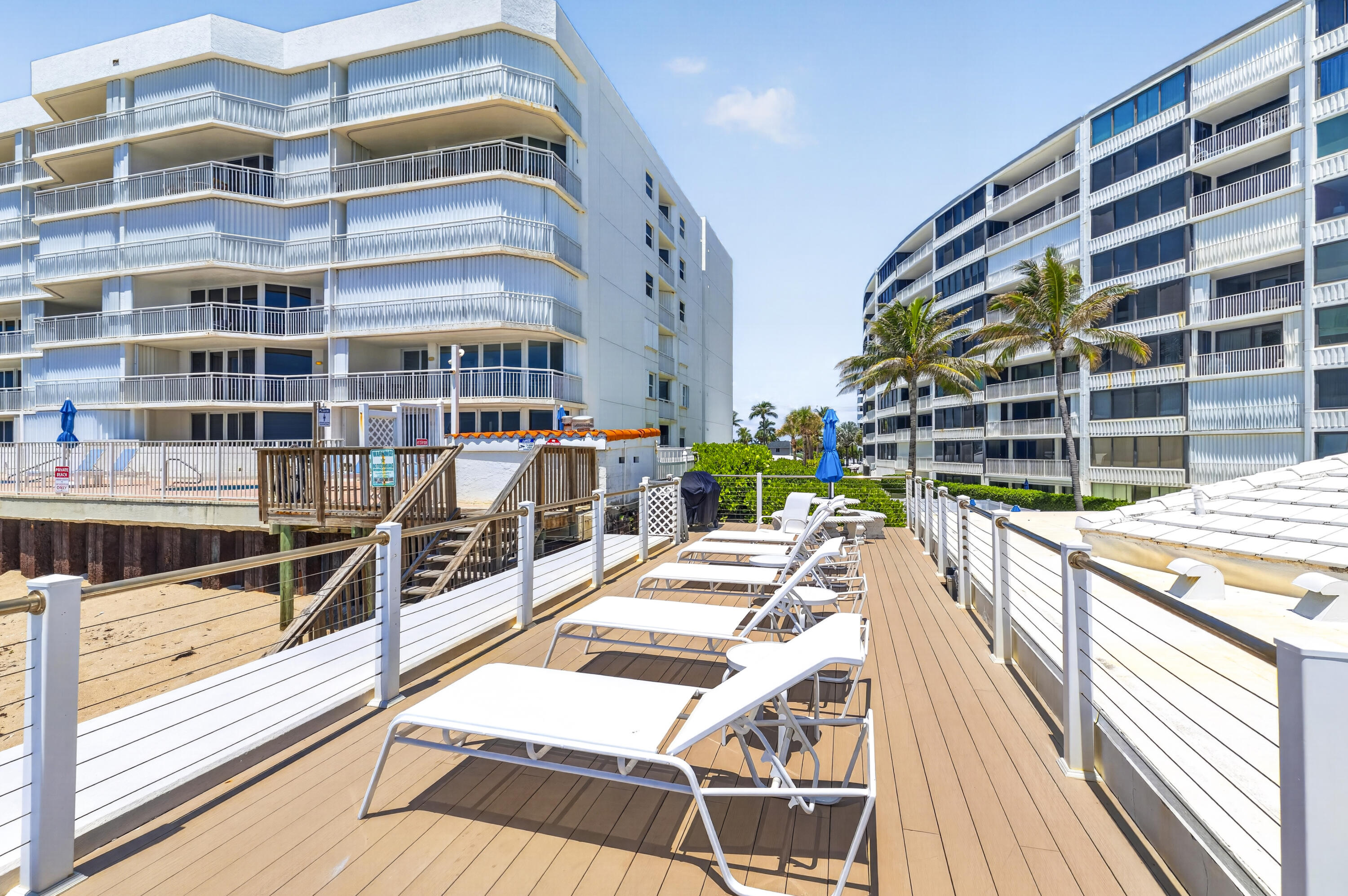3589 S Ocean Boulevard 26 Property Photo 45
