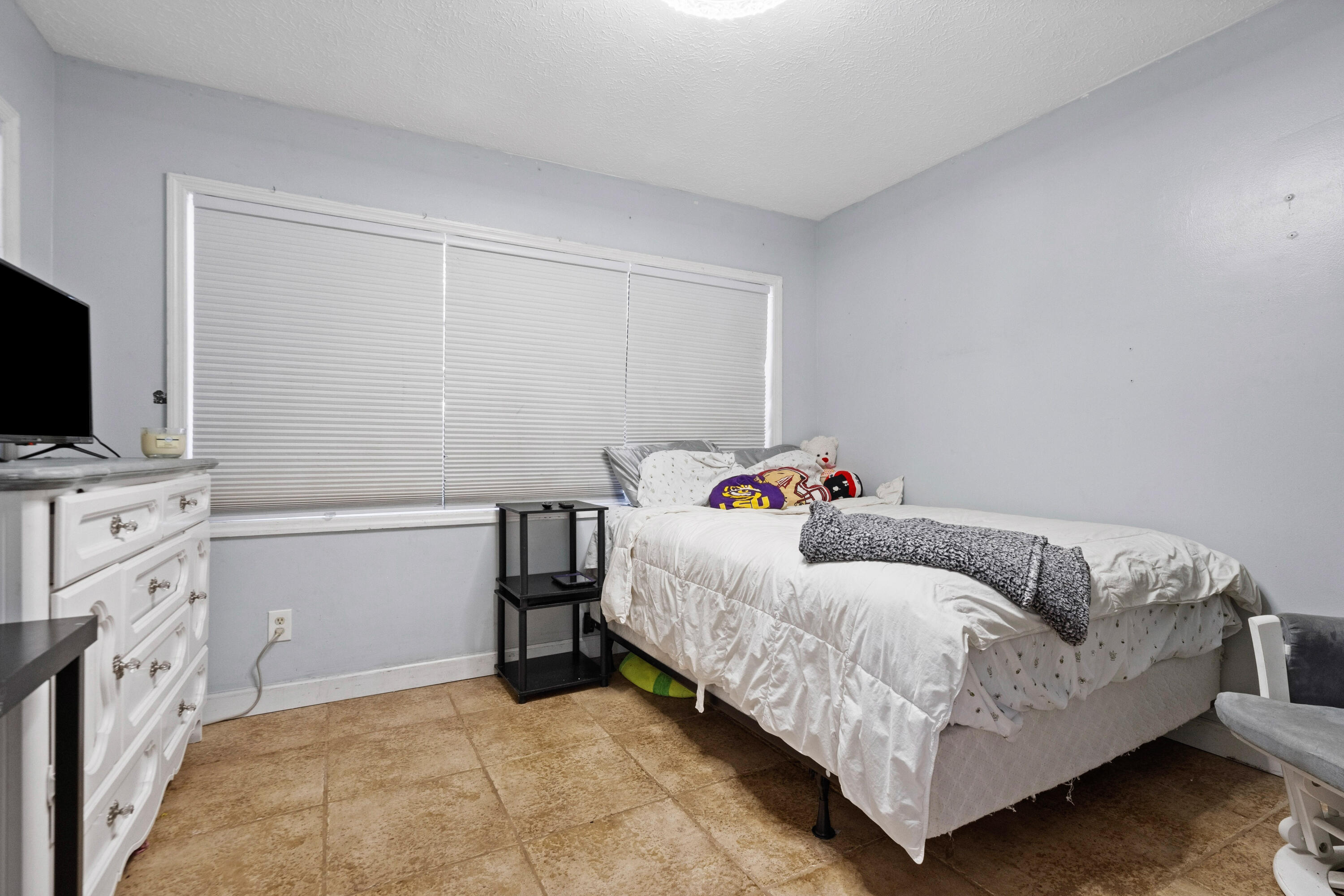 520 Se Dolphin Drive Property Photo 22