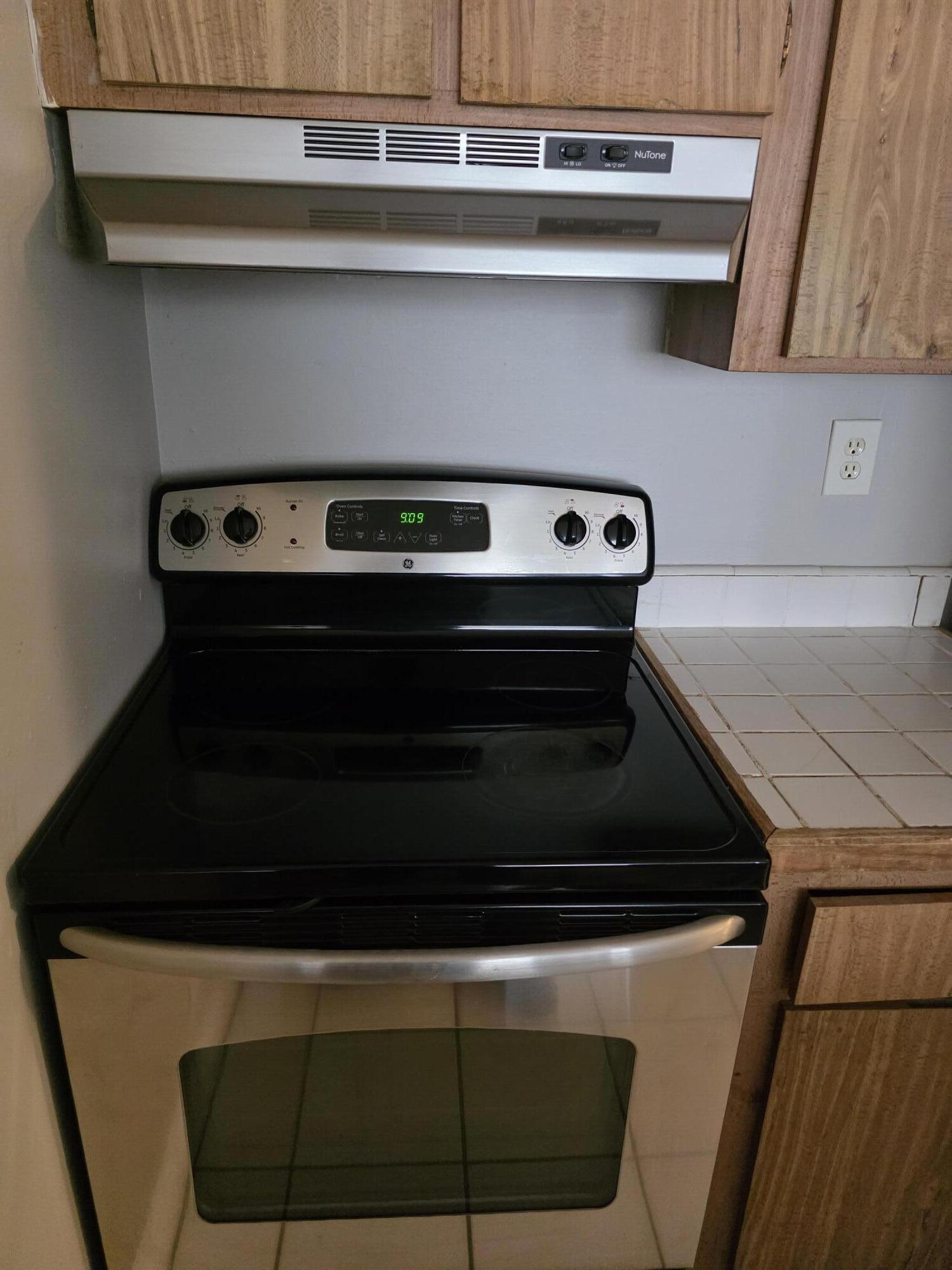 2401 Riverside Drive 411-b Property Photo 4