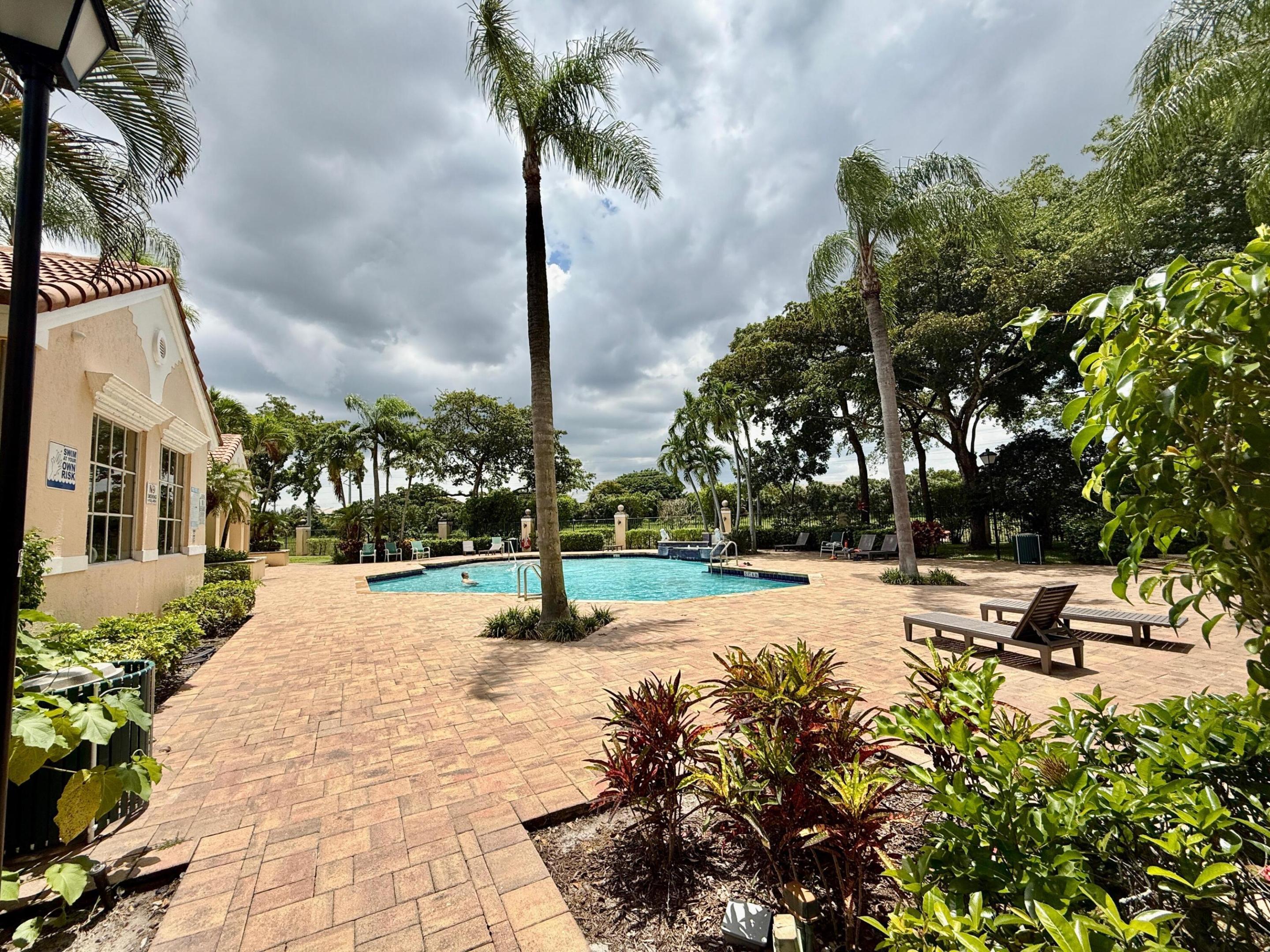 1739 Village Boulevard 101 Property Photo 4