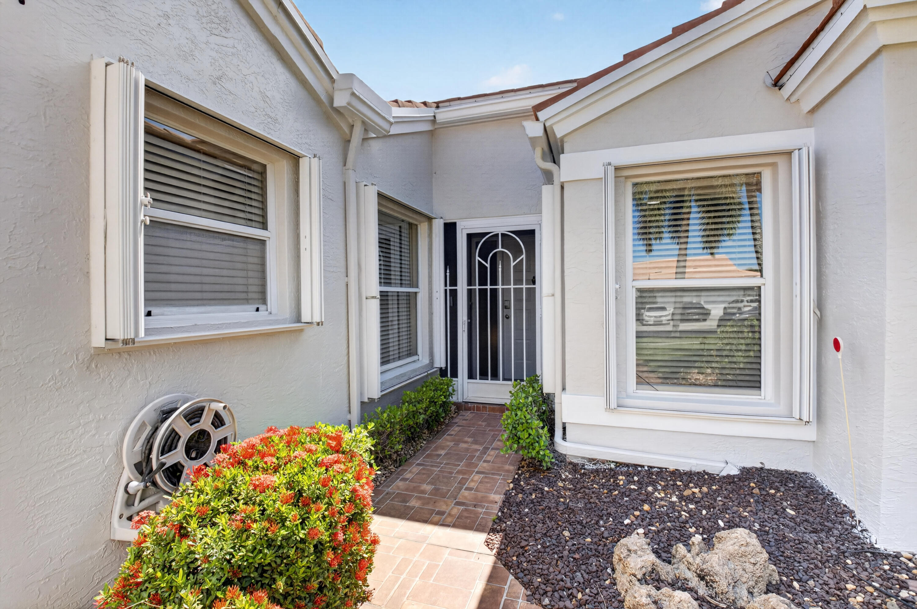 5590 Royal Lake Circle Property Photo 4