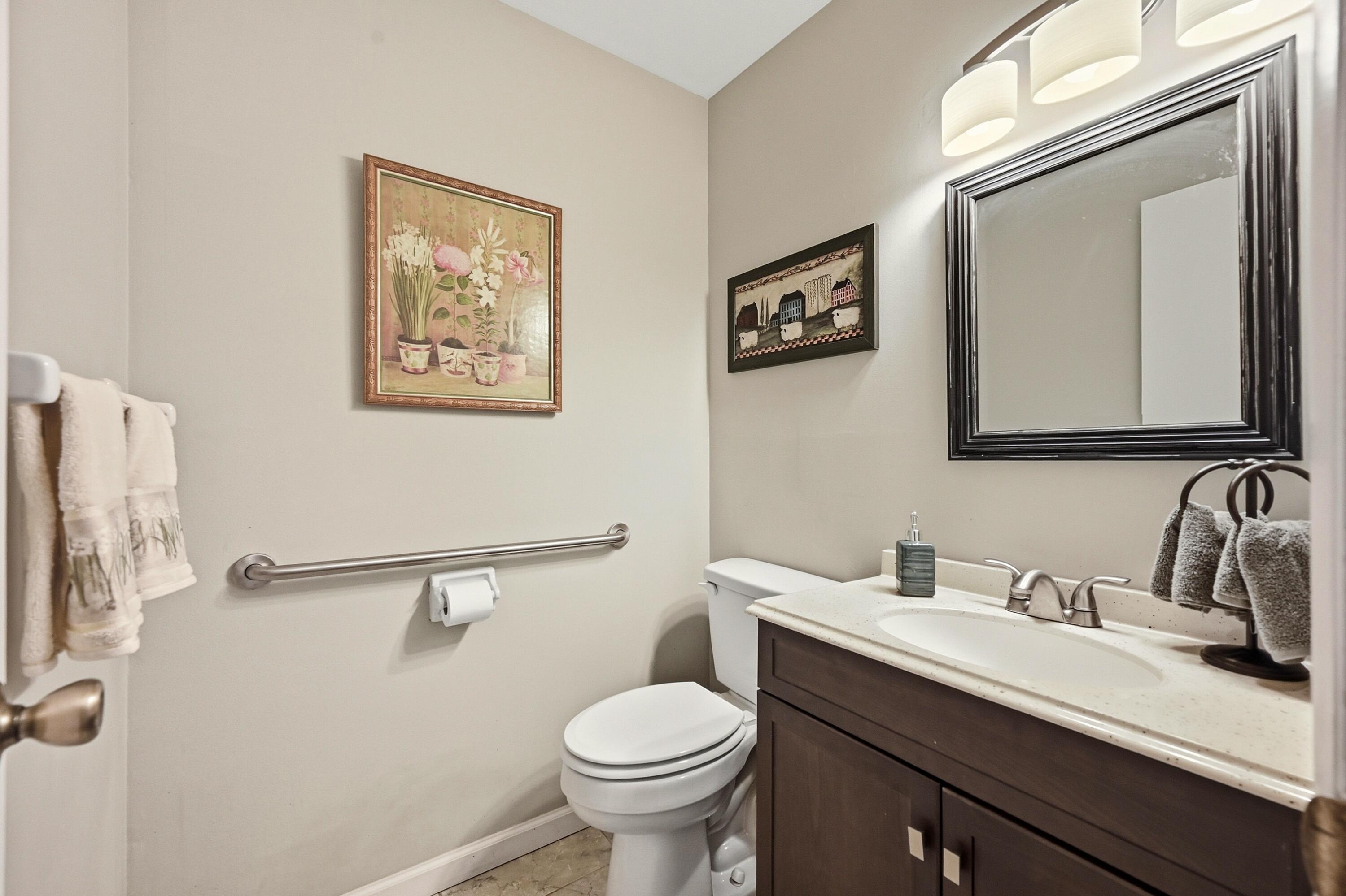 295 High Point Boulevard B Property Photo 12