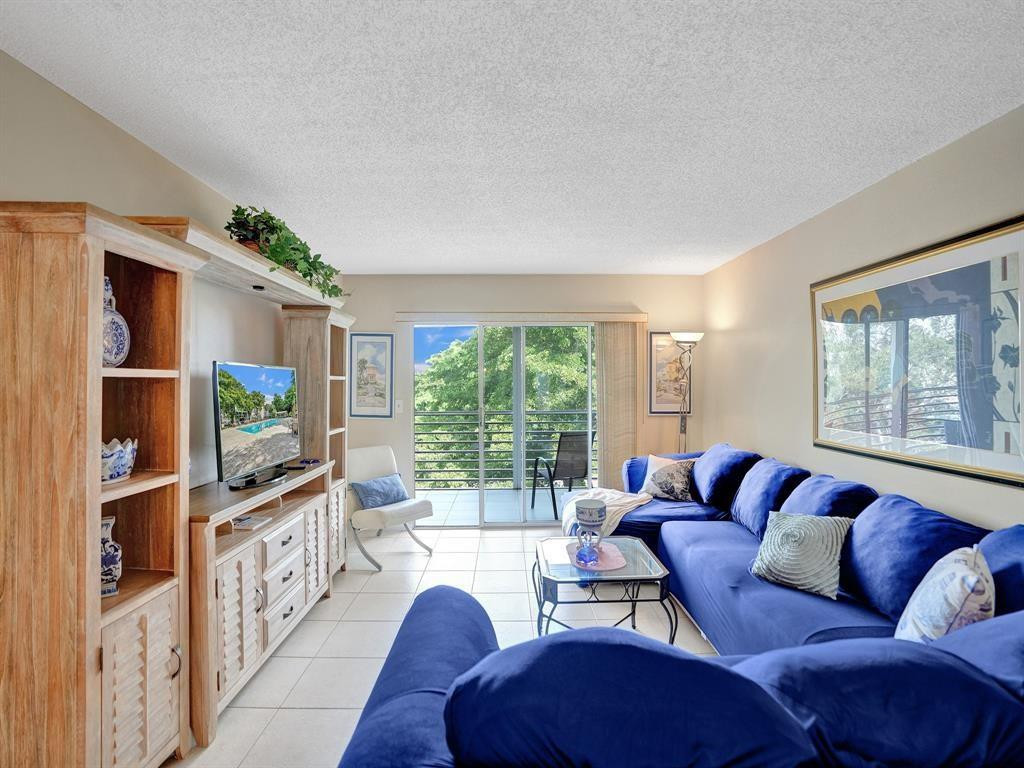2003 Granada Drive C4 Property Photo 3