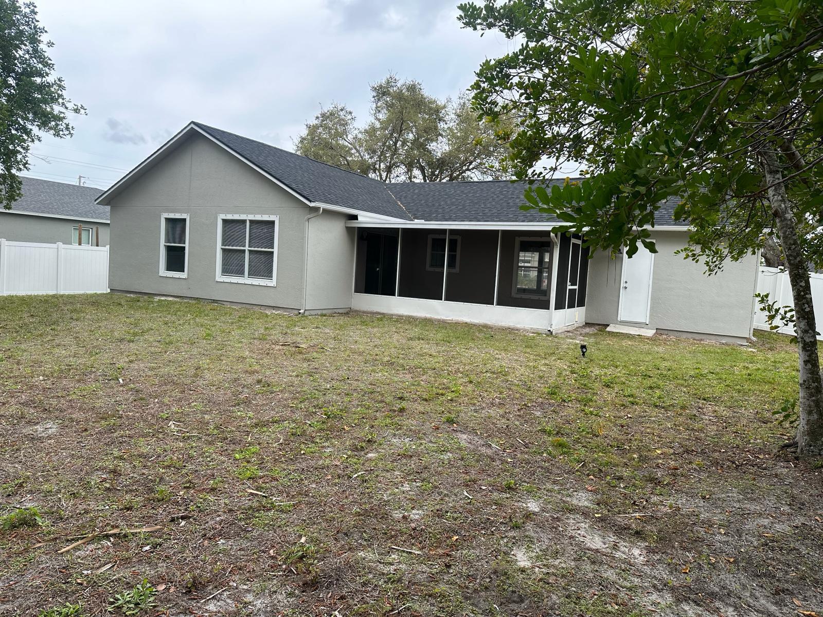 2150 Sw Biella Avenue Property Photo 4