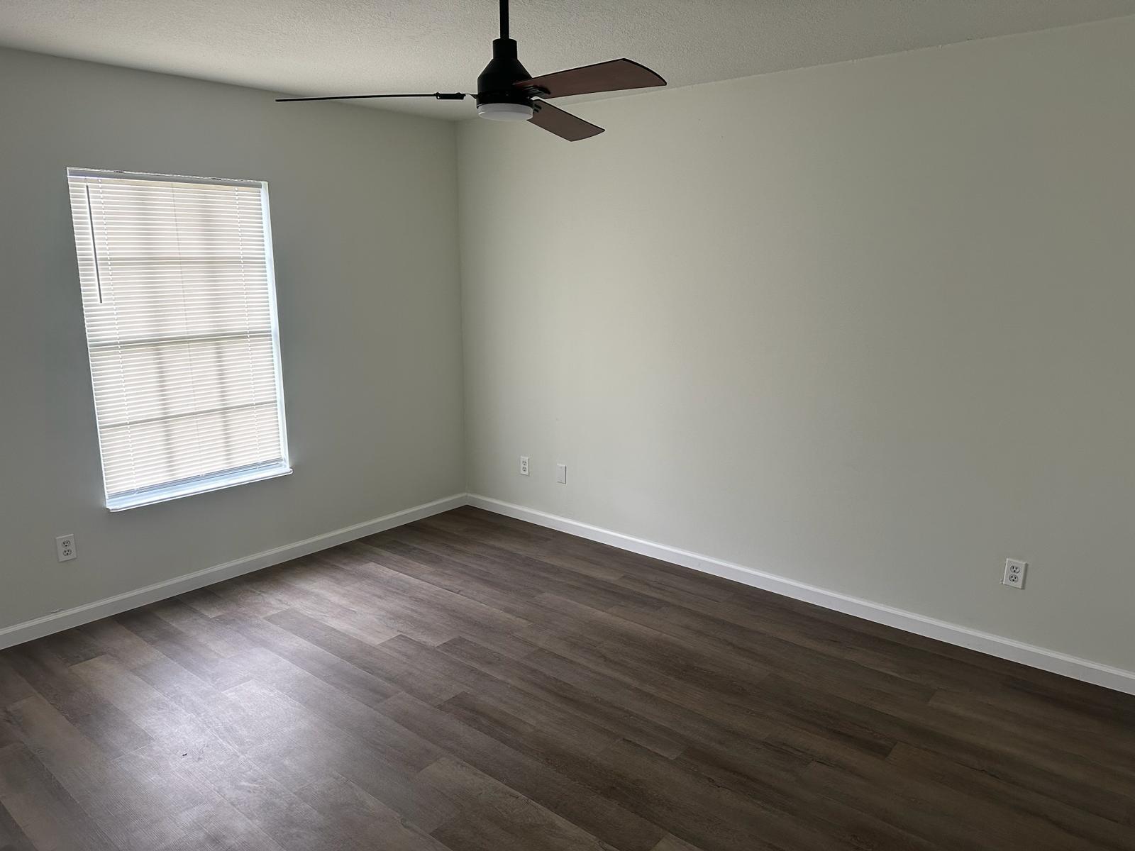 2150 Sw Biella Avenue Property Photo 6
