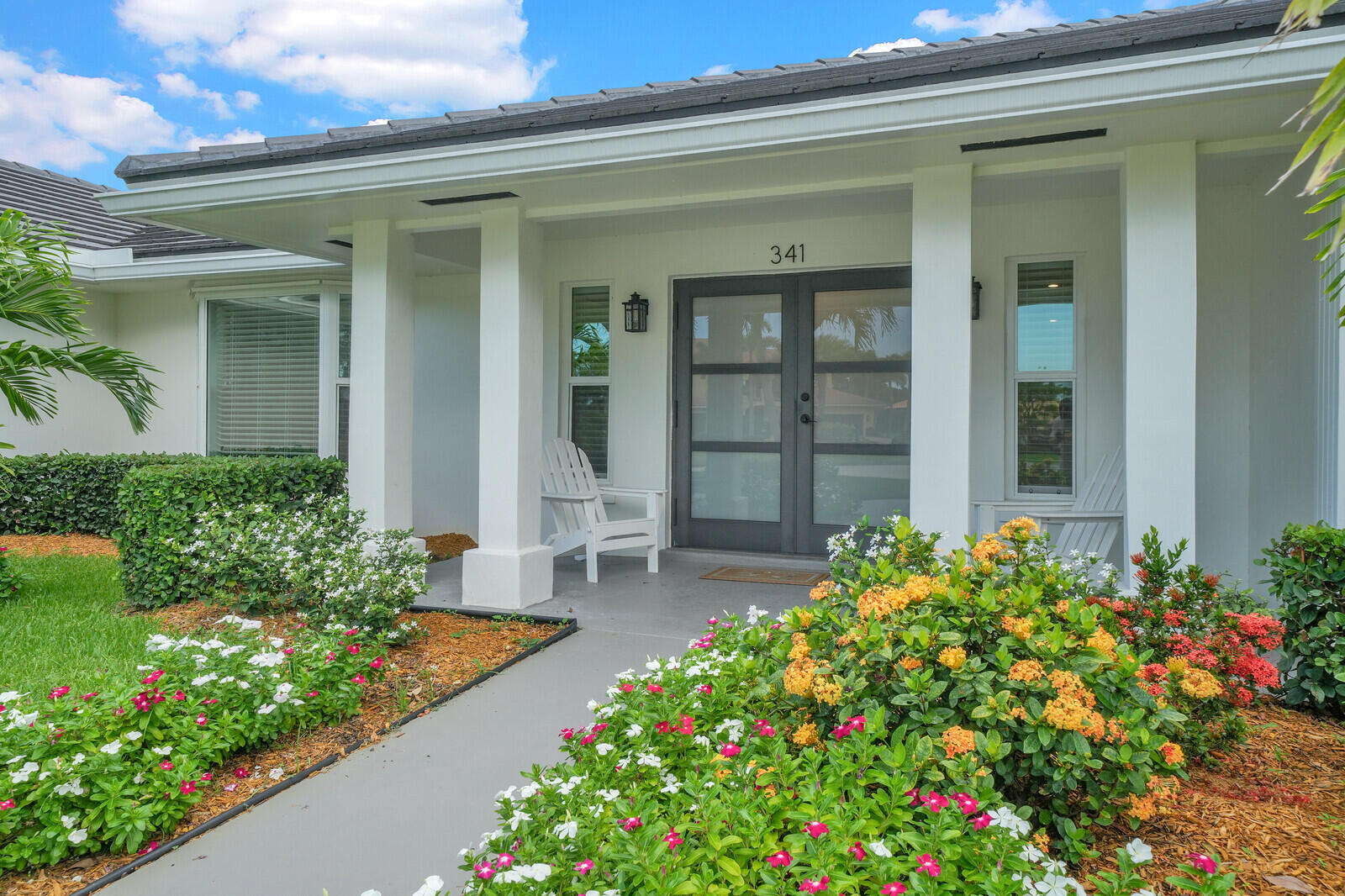 341 Glenbrook Drive Property Photo 4