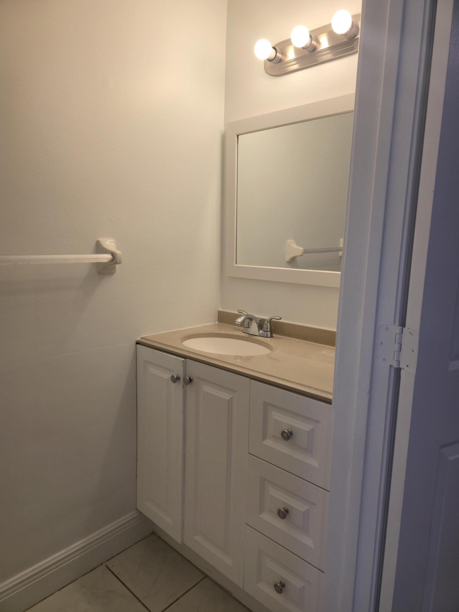 78 Simonton Circle Property Photo 7