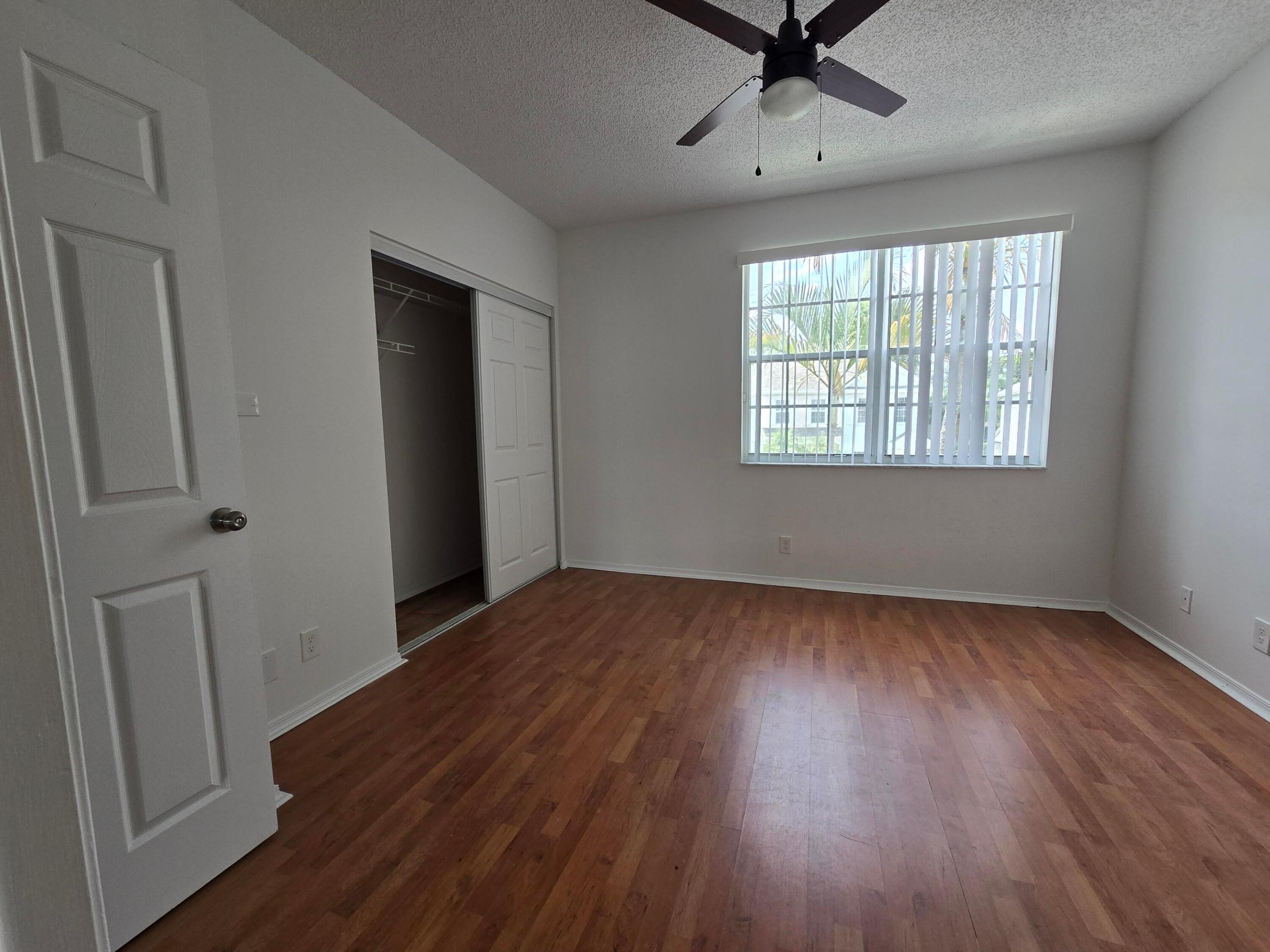 78 Simonton Circle Property Photo 9
