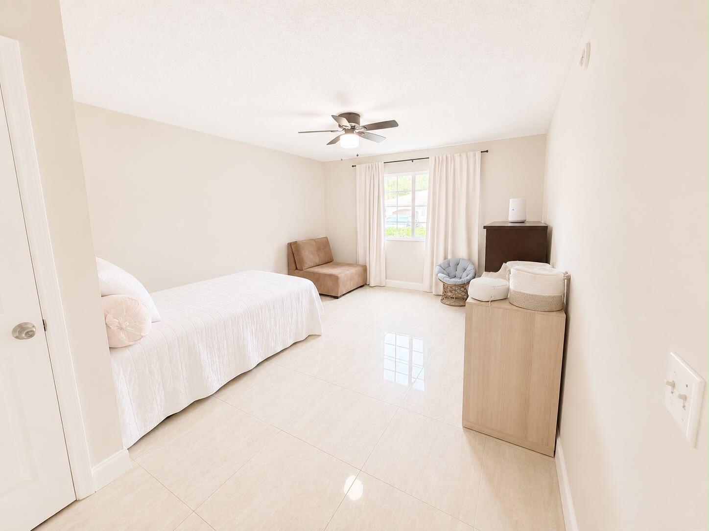 5045 Wiles Road 105 Property Photo 7