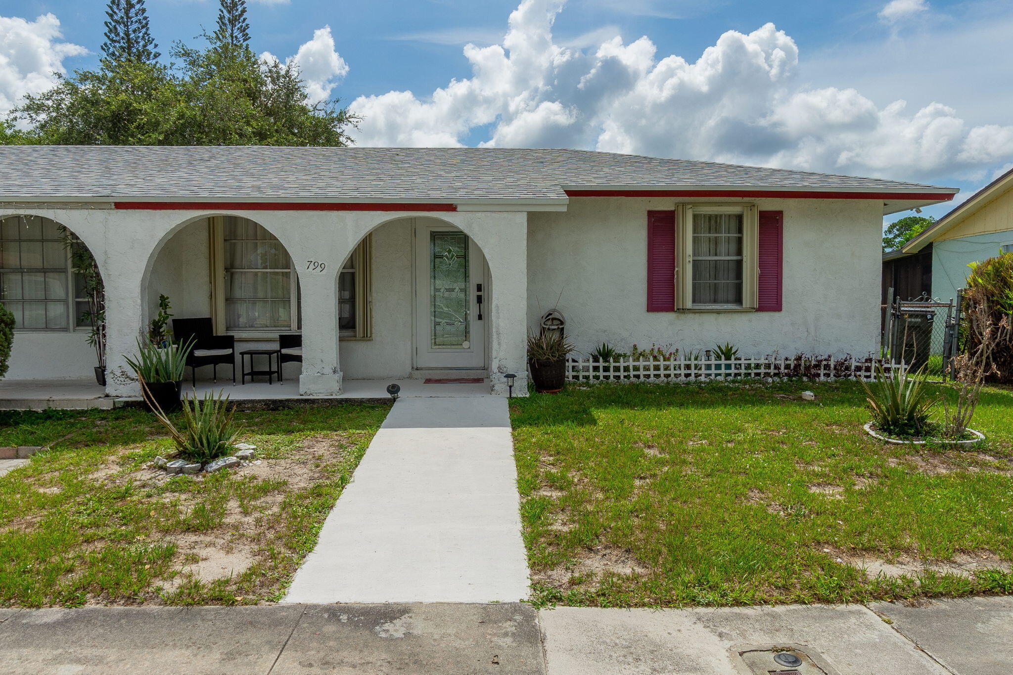 799 Ilene Road E