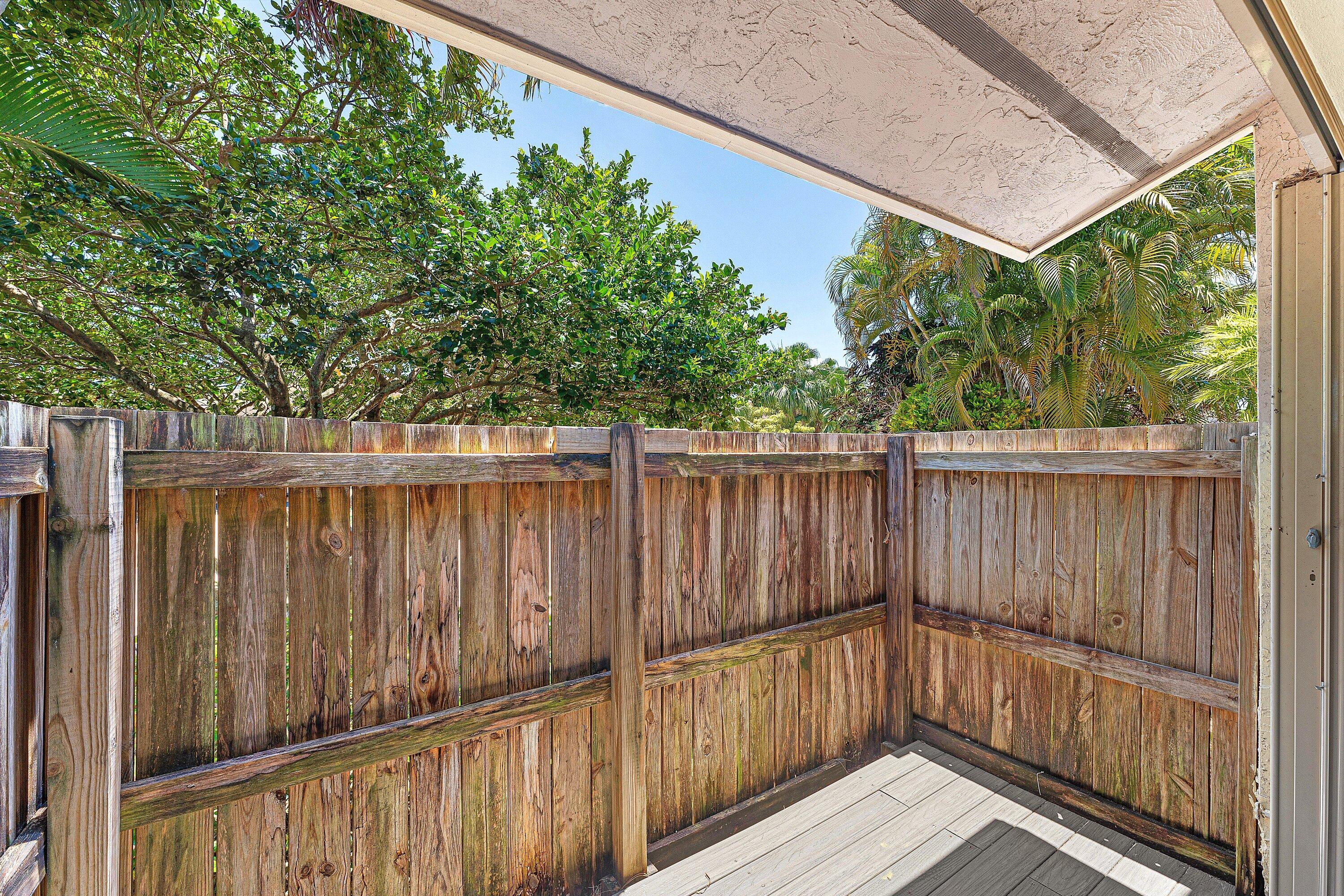 7627 Sierra Drive W Property Photo 17