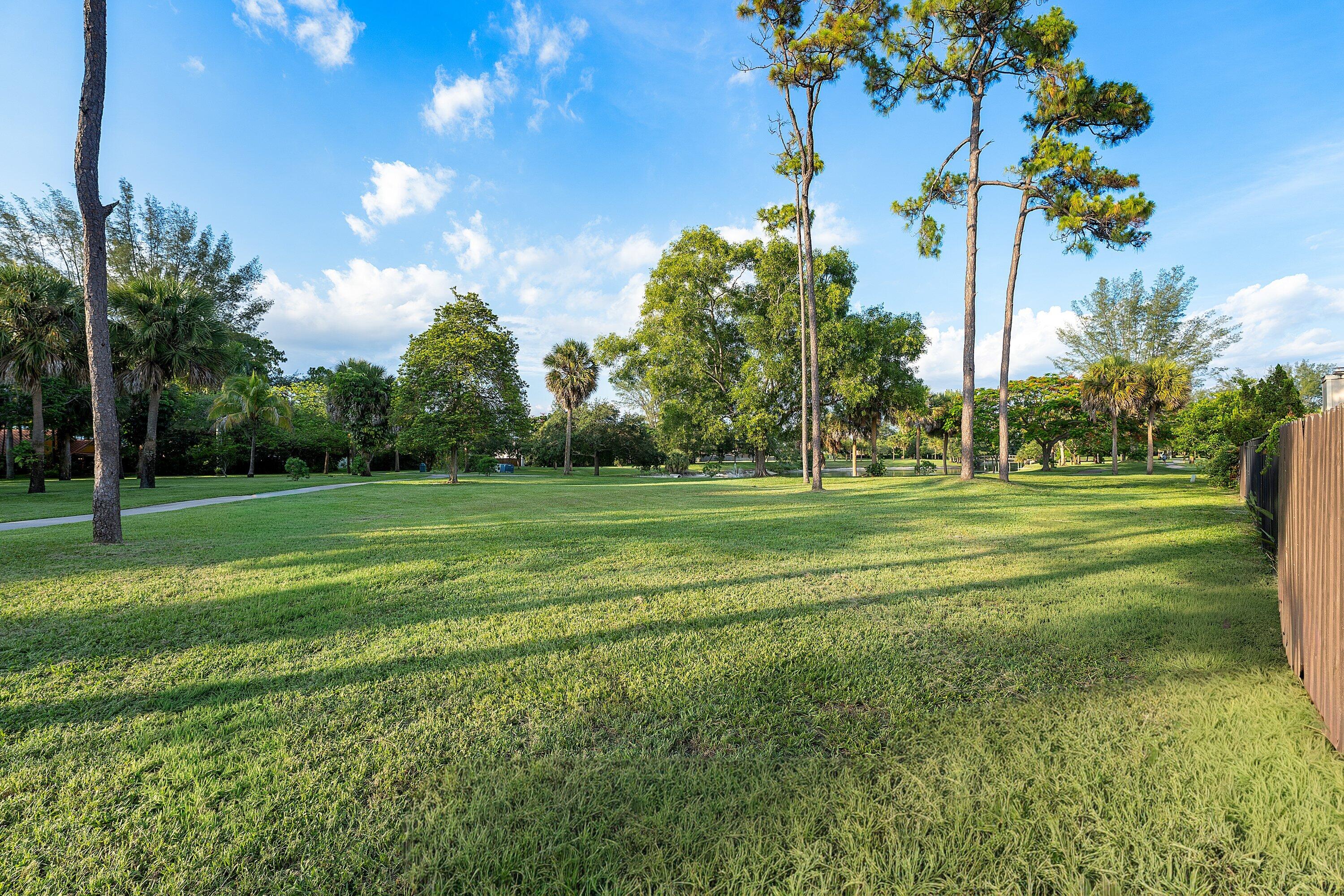 7627 Sierra Drive W Property Photo 35