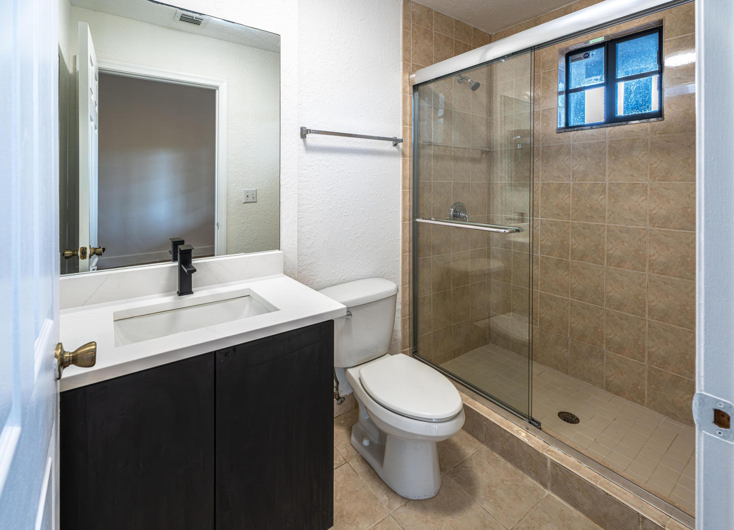 2801 Riverside Drive 301-s Property Photo 11