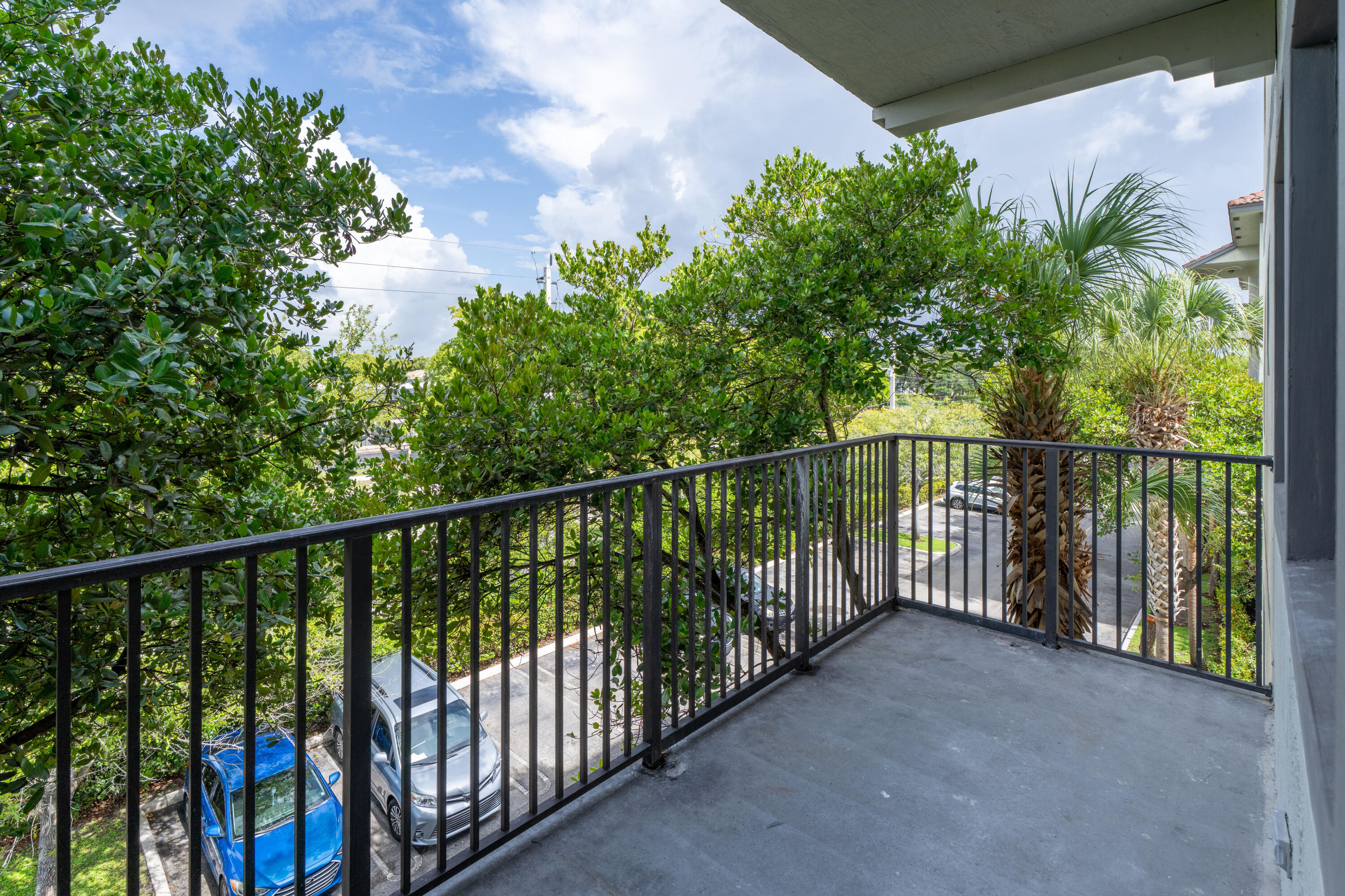 2801 Riverside Drive 301-s Property Photo 19