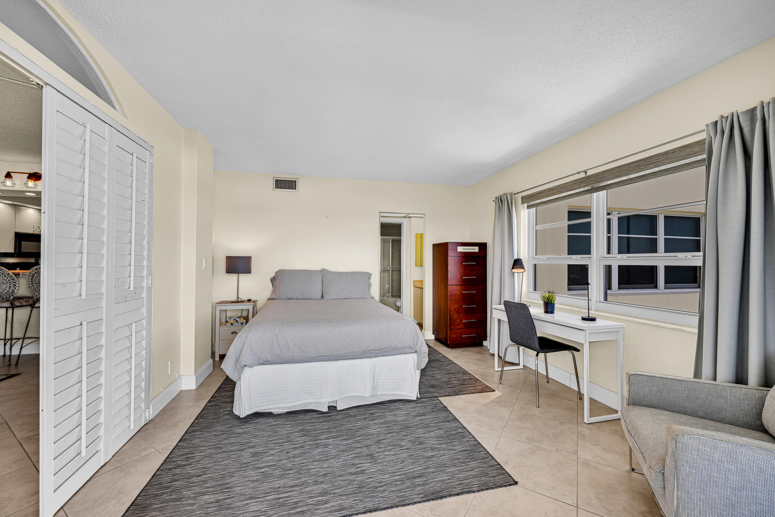 6000 N Ocean Boulevard 8e Property Photo 15