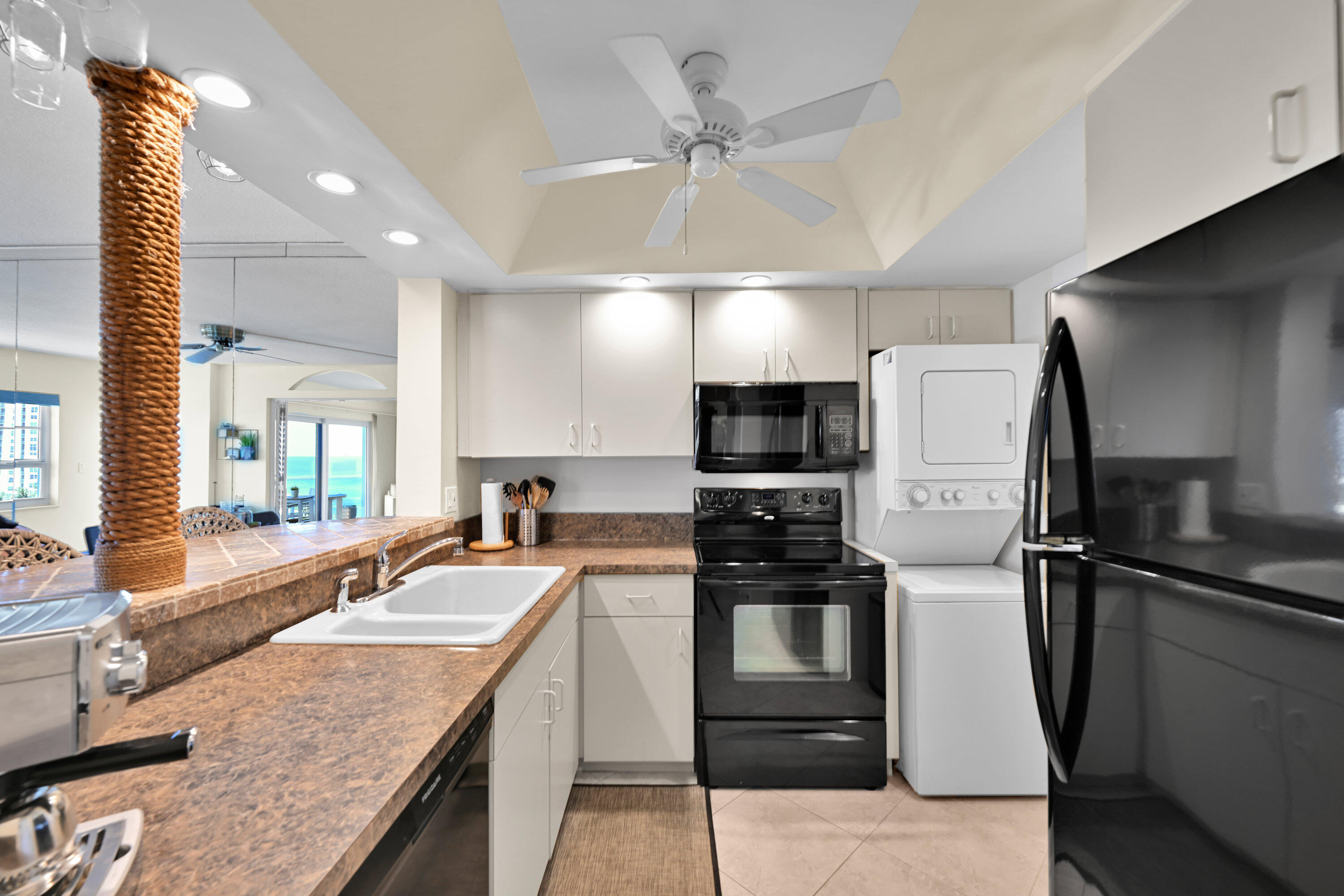 6000 N Ocean Boulevard 8e Property Photo 24