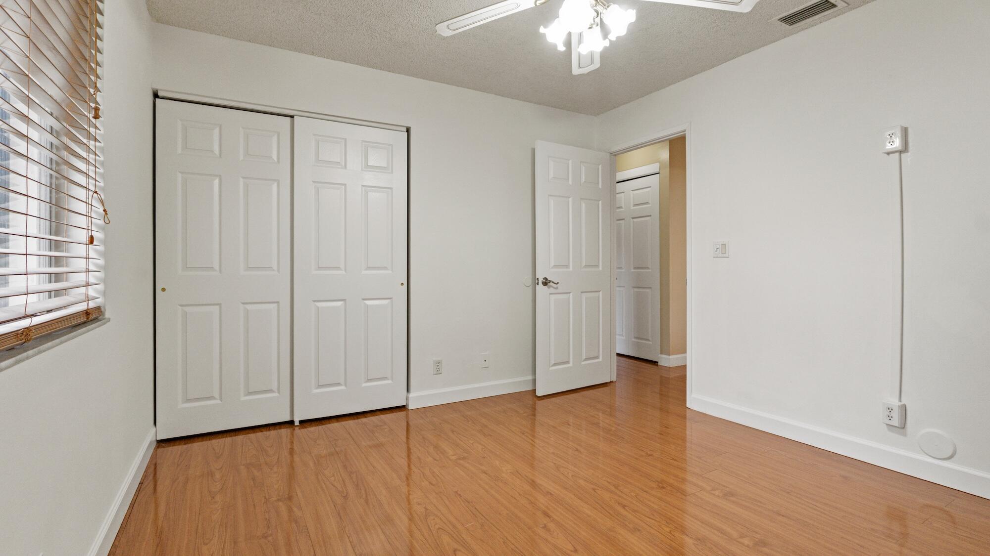 570 Woodgate Circle A Property Photo 21