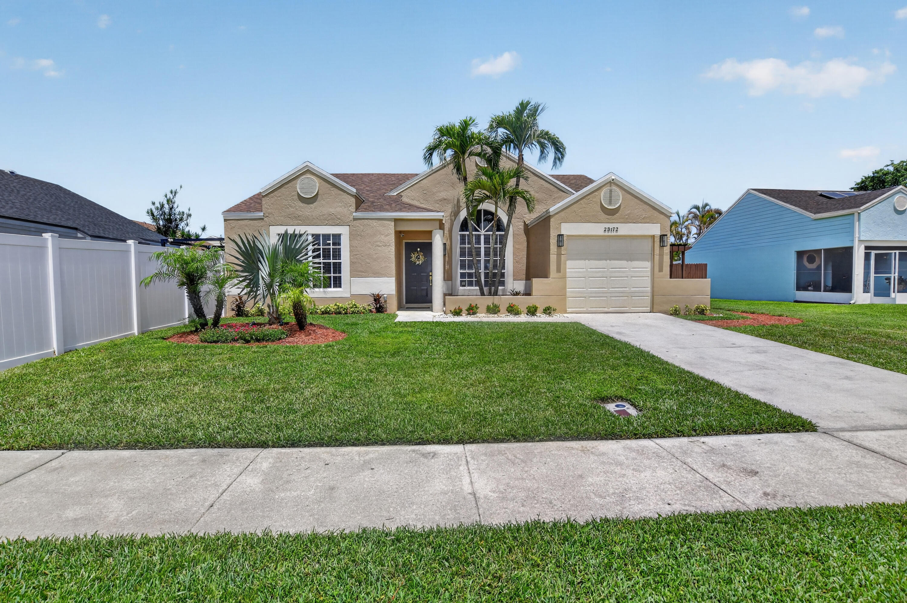 23172 Bentley Place Property Photo 1