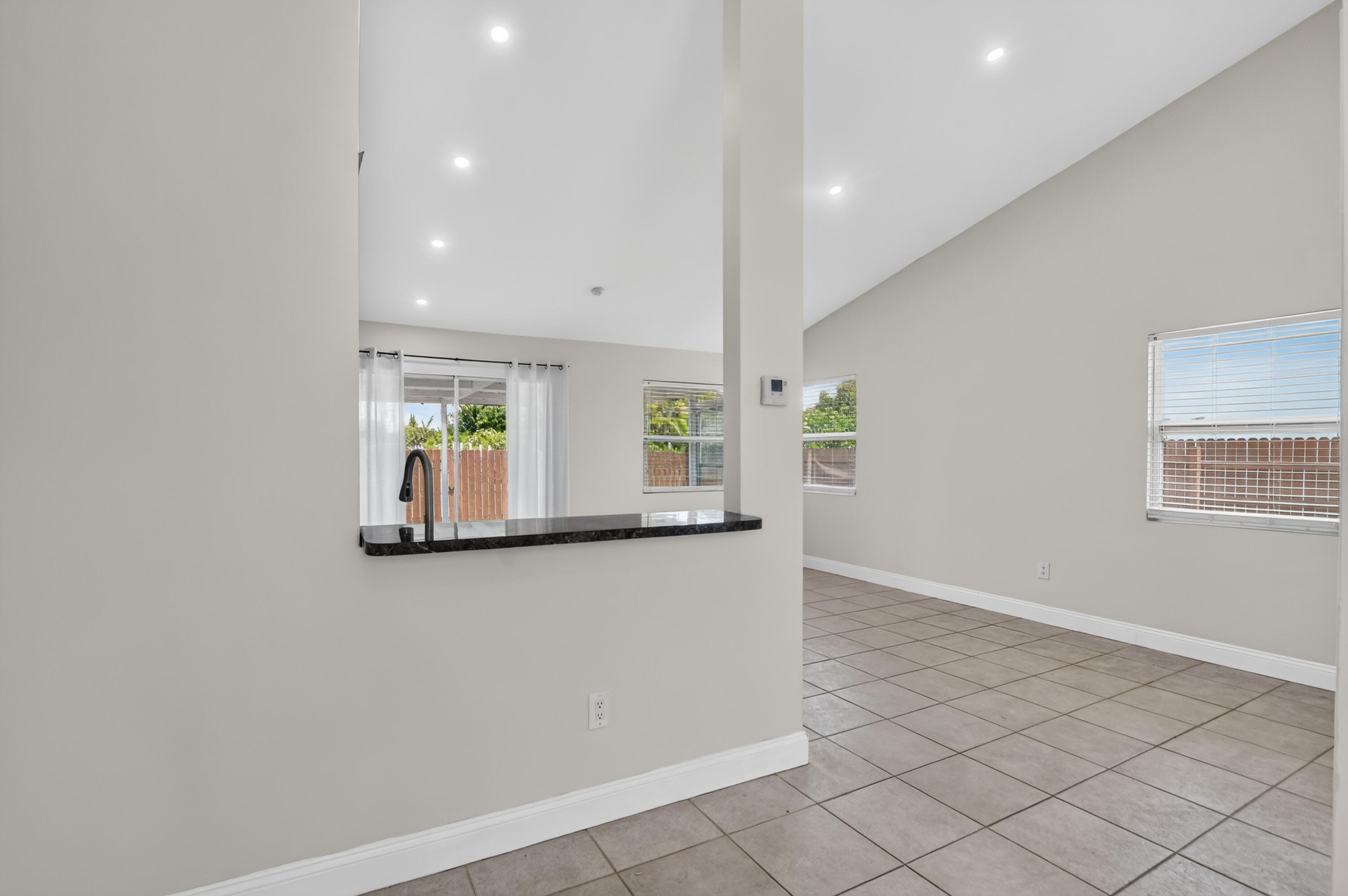23172 Bentley Place Property Photo 7