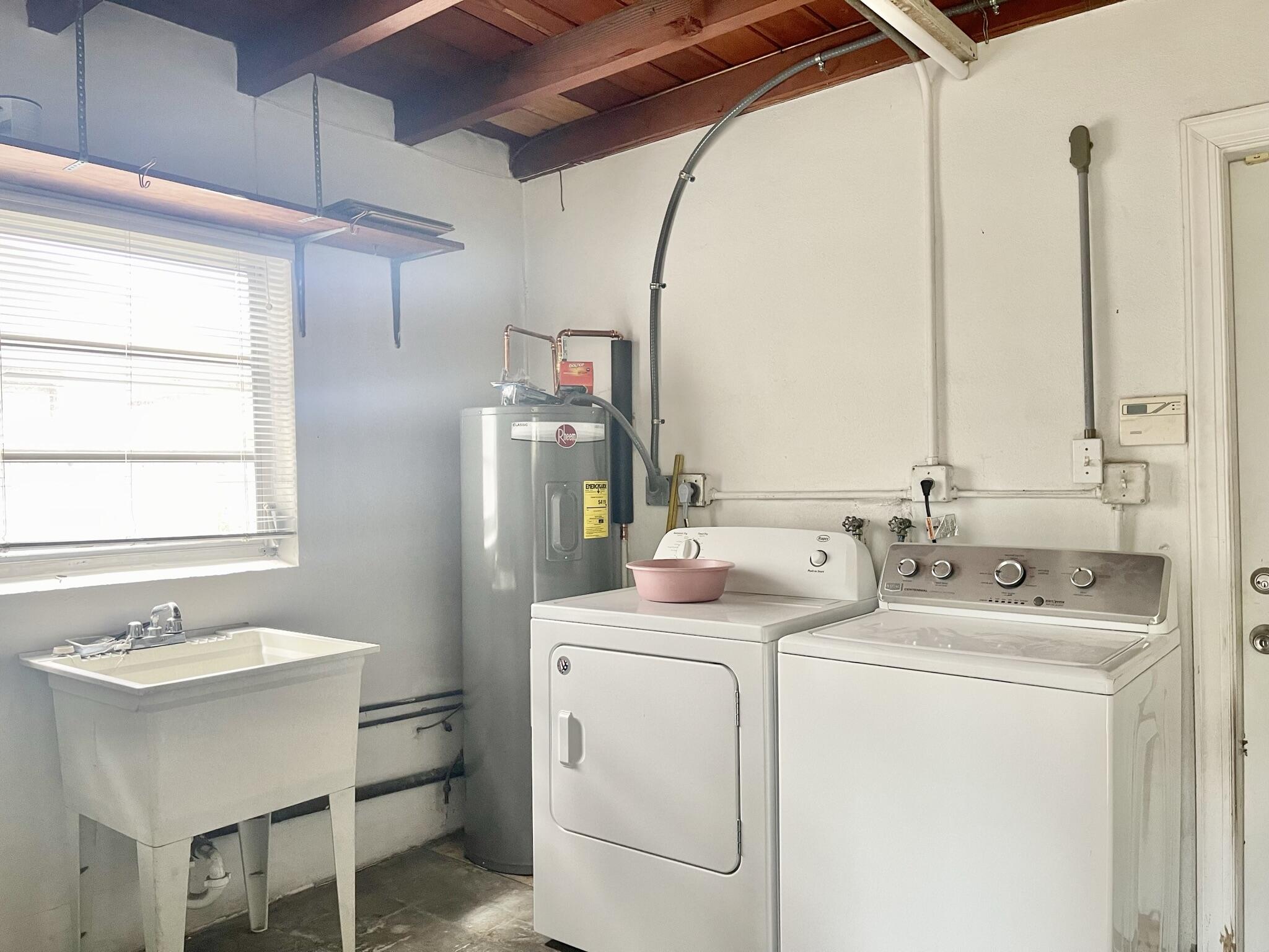 5630 Hollywood Boulevard Property Photo 25