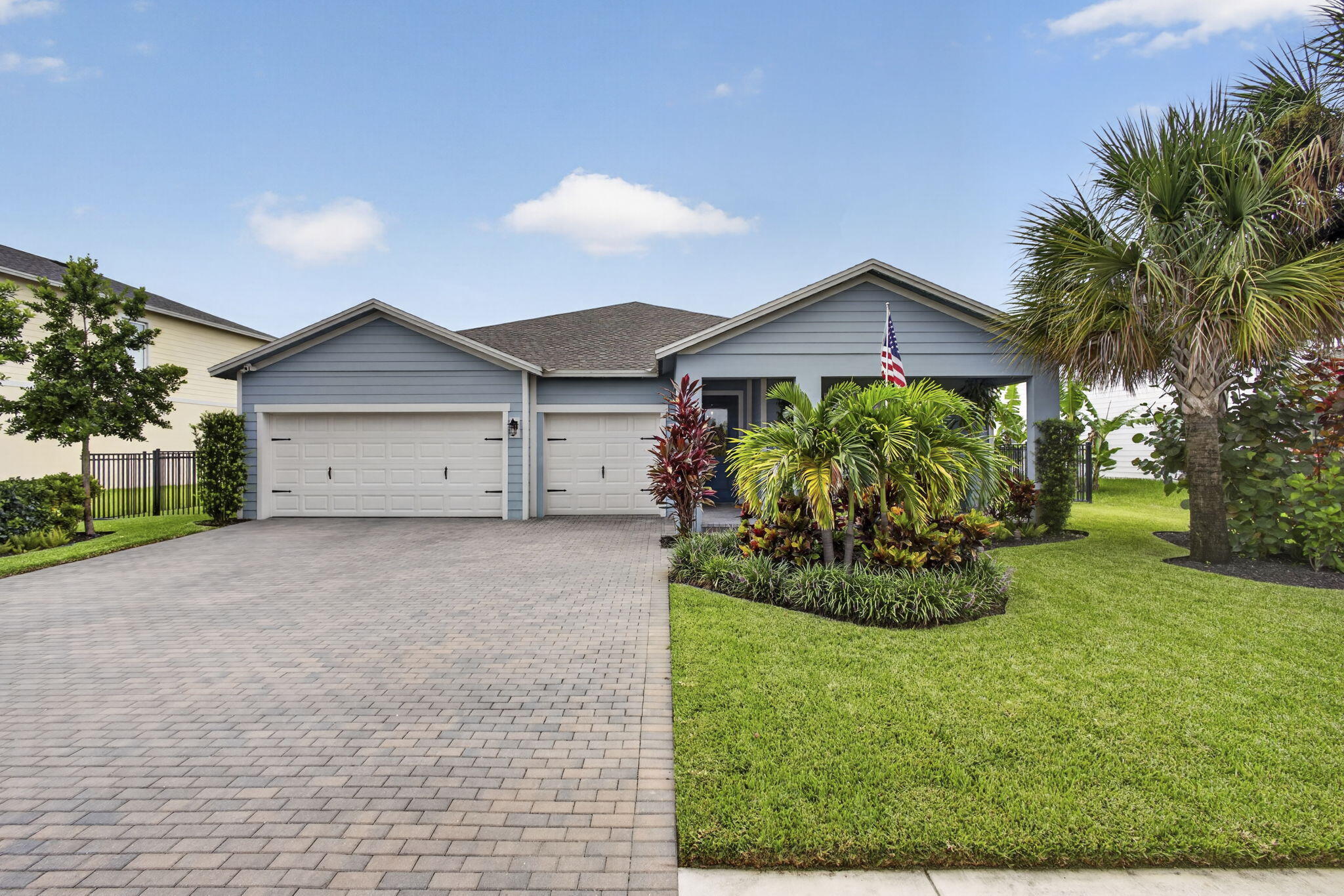1201 Harvester Crossing Property Photo 1
