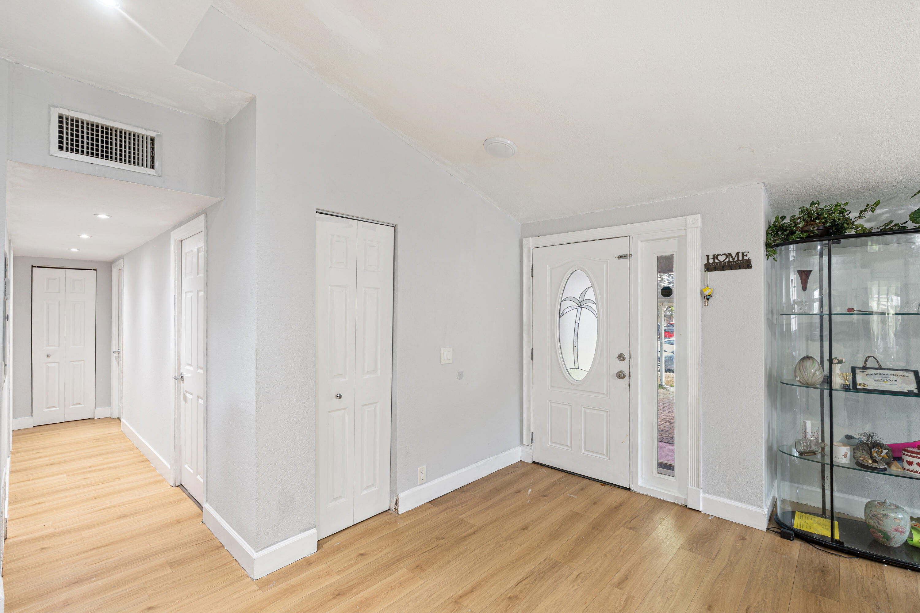 3872 Mackinac Road Property Photo 1