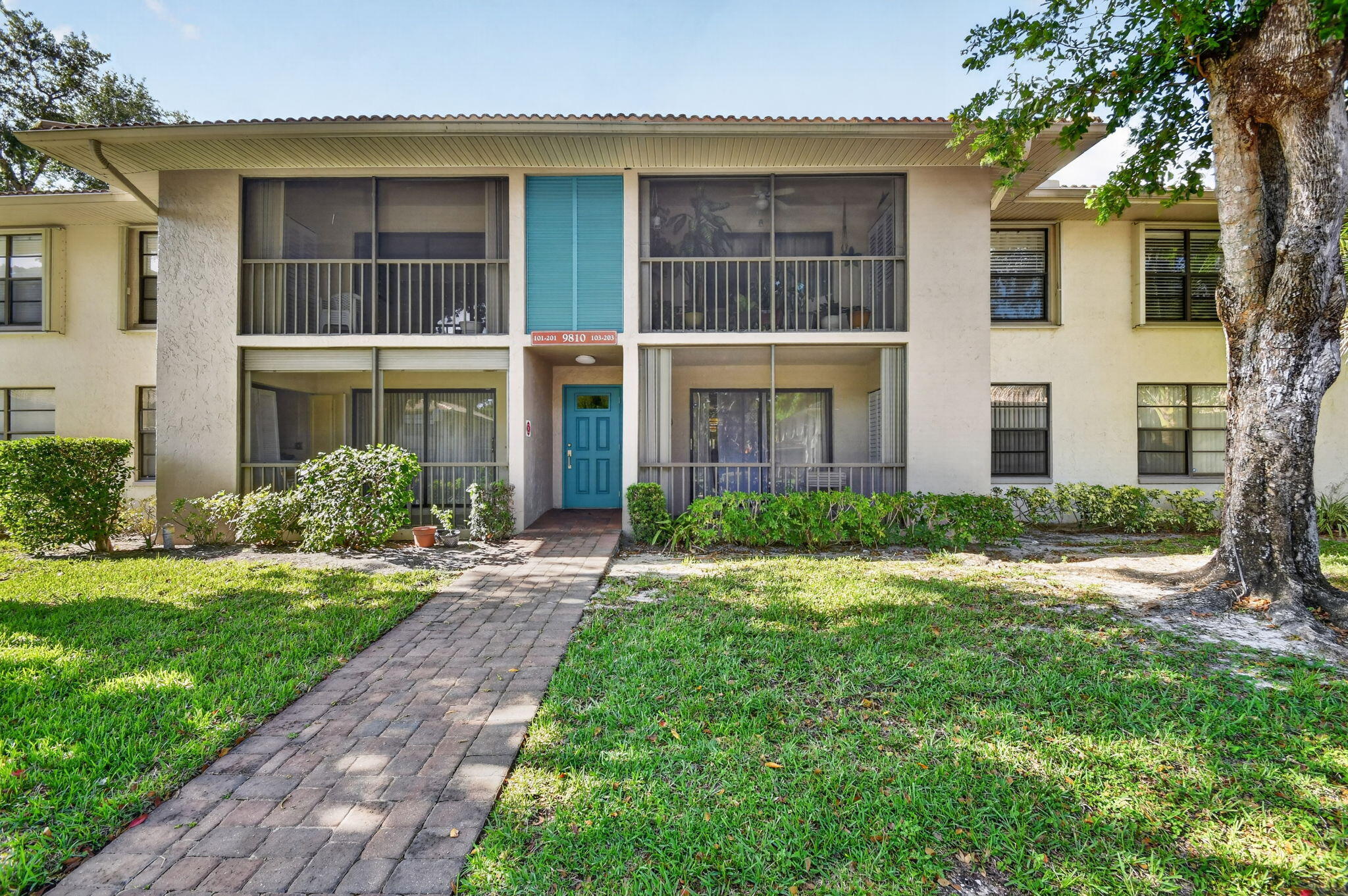 9810 Pineapple Tree Drive 103 Property Photo 2